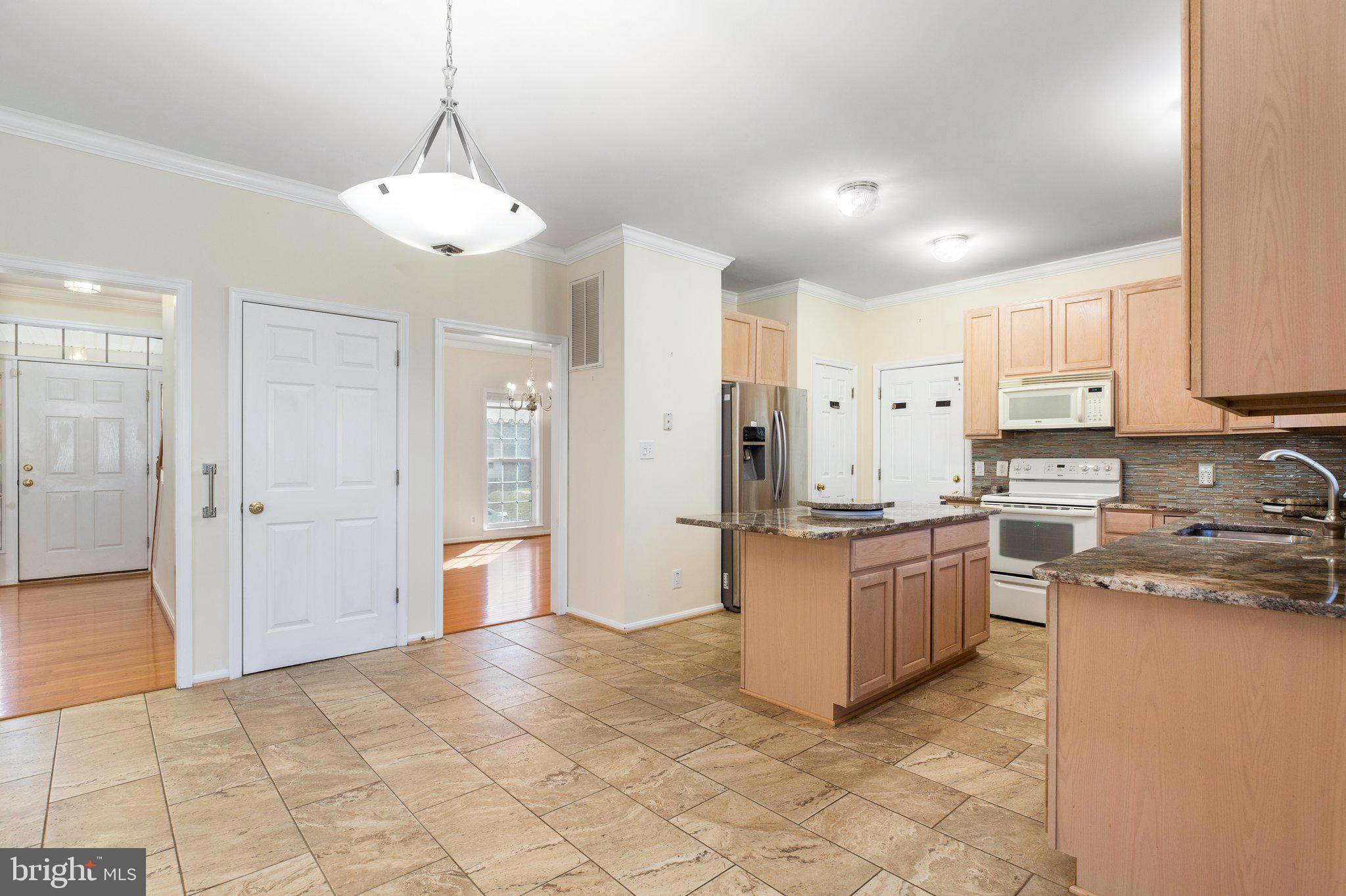 RIVER CLUB - Residential