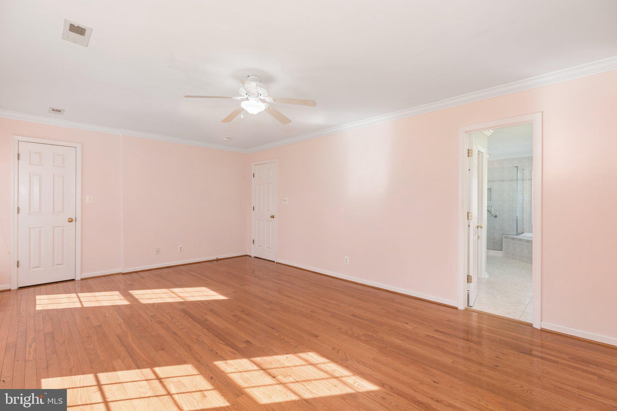 RIVER CLUB - Residential