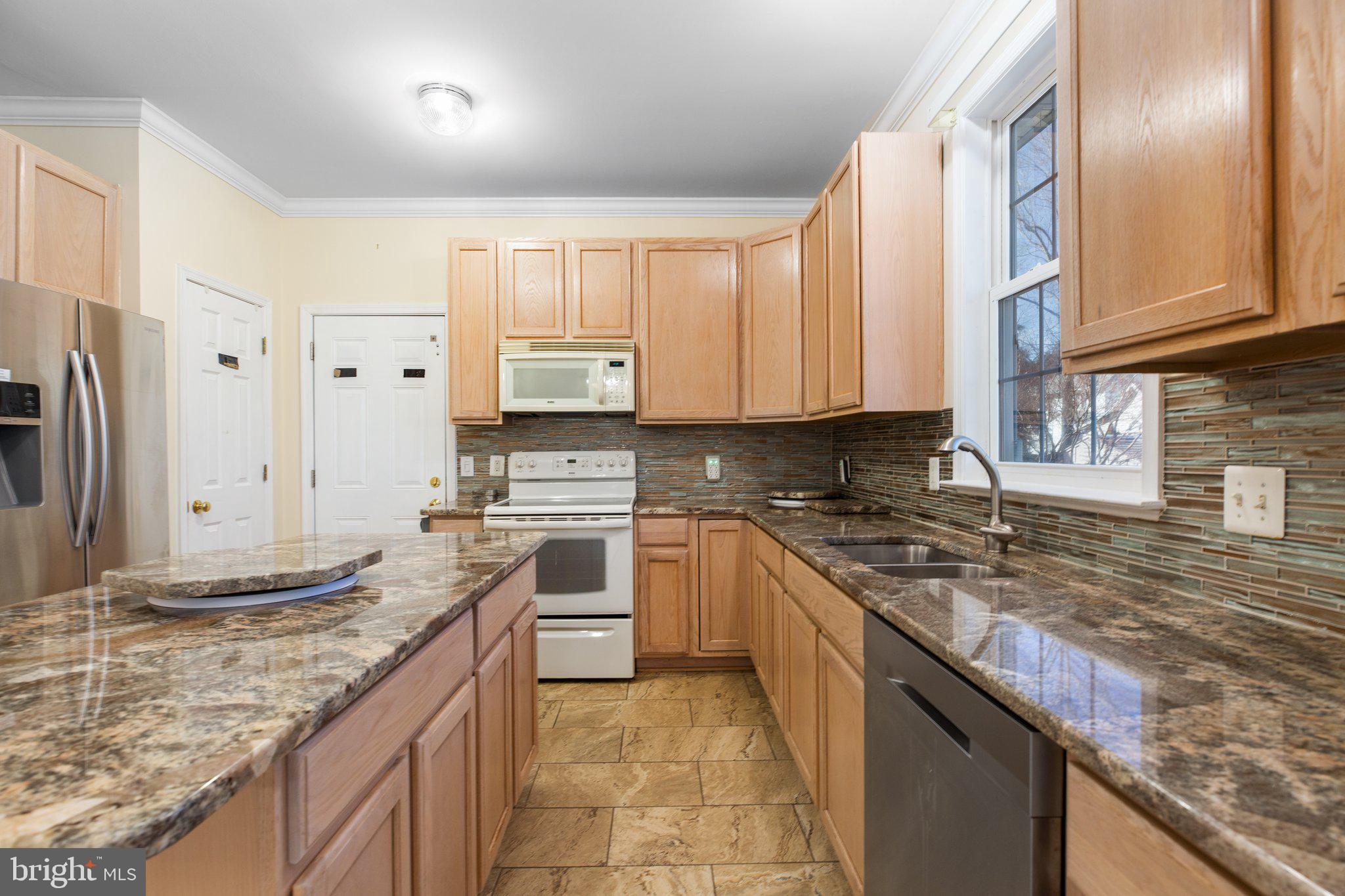 RIVER CLUB - Residential