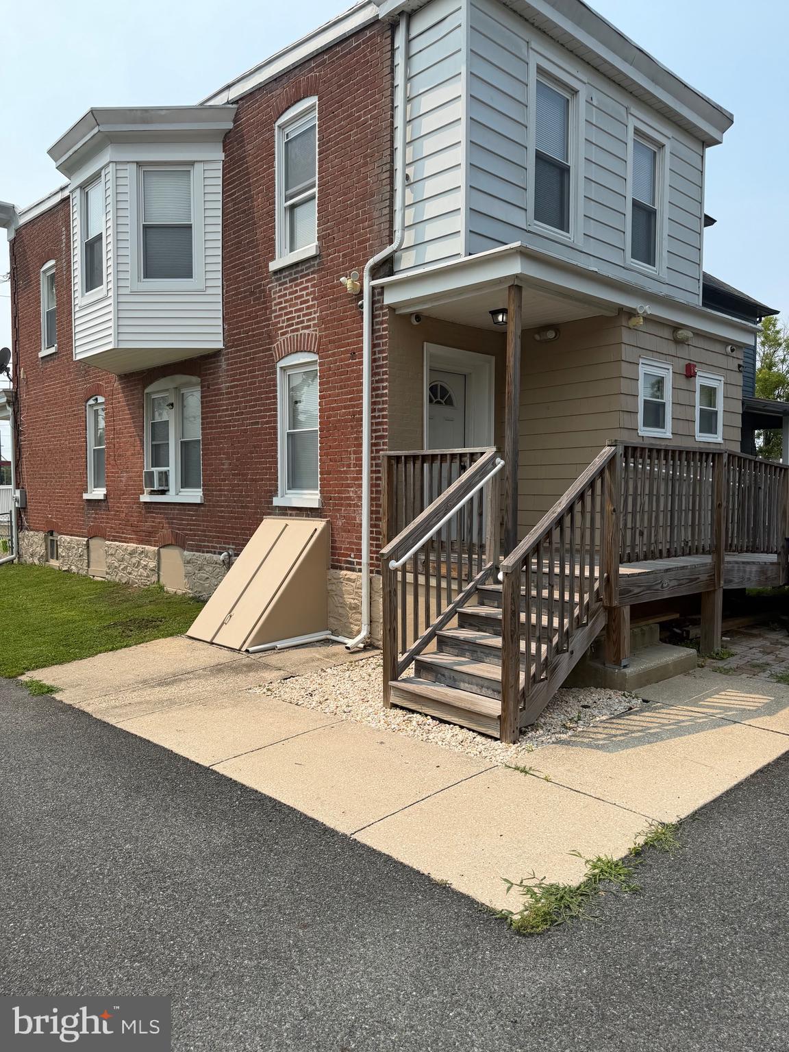 102 NORTHERN AVENUE