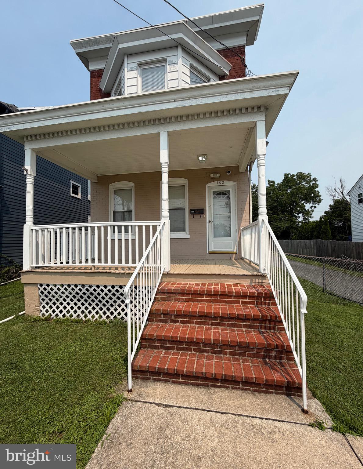 102 NORTHERN AVENUE
