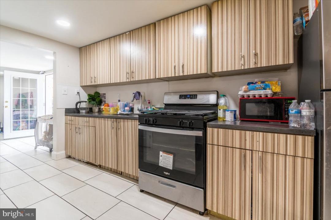 FOREST KNOLLS - Residential