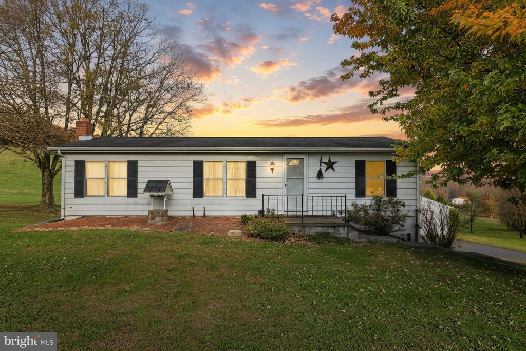 Photo of 2121 Stauffer Road, SEVEN VALLEYS, PA 17360 (MLS # PAYK2093272)