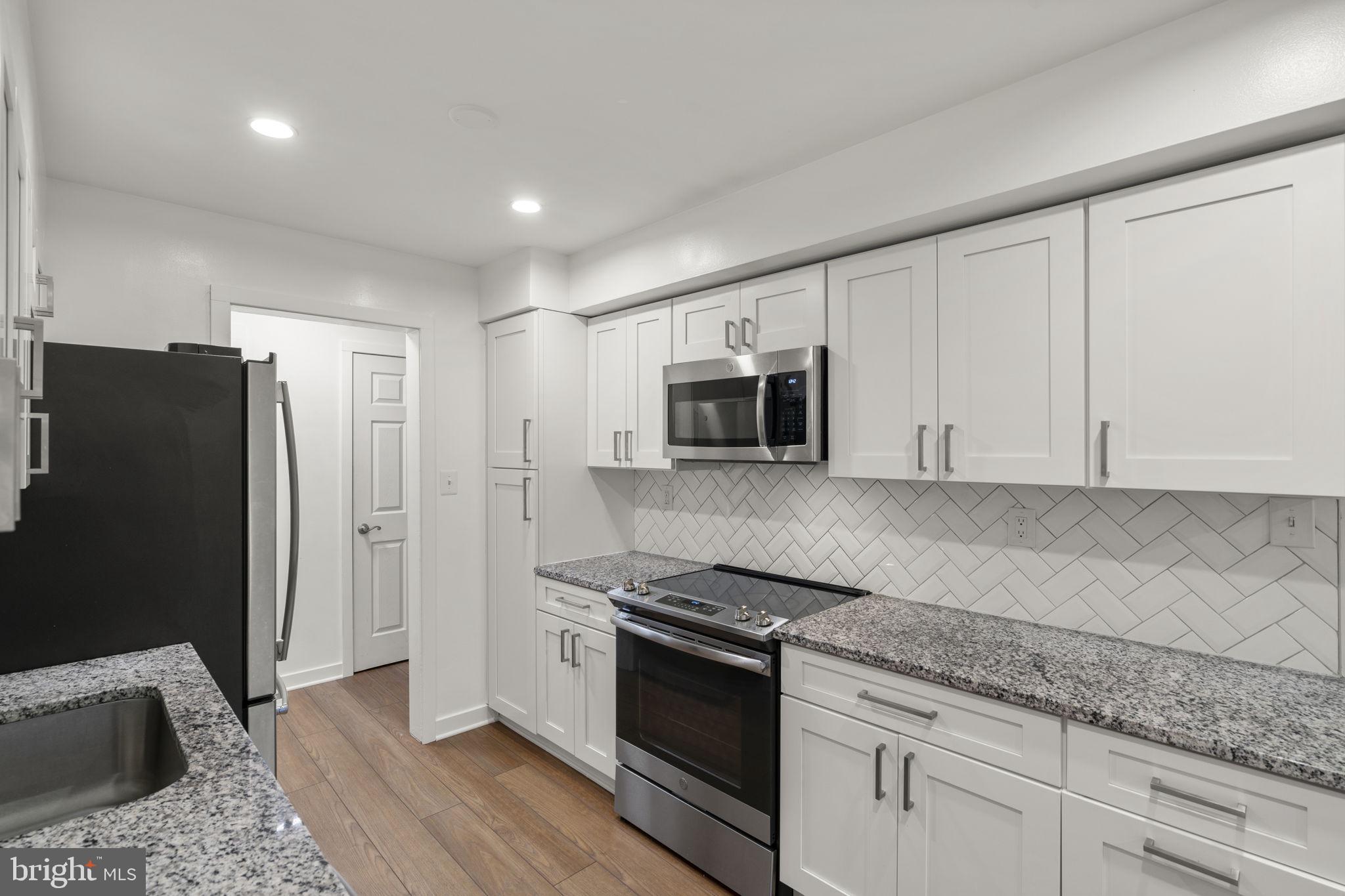 3334 SPRING LANE B-42