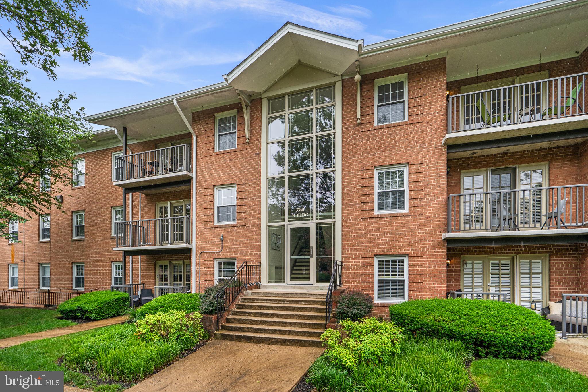 BAILEYS CROSSROADS - Residential