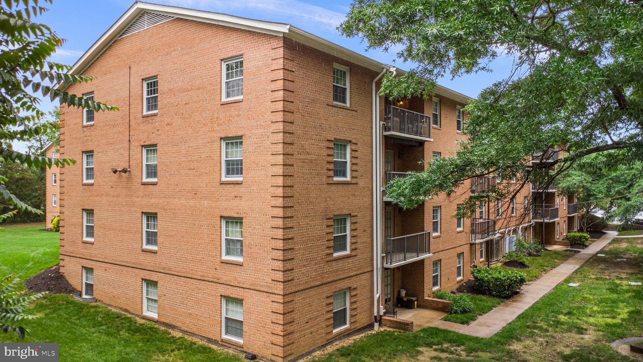 BAILEYS CROSSROADS - Residential