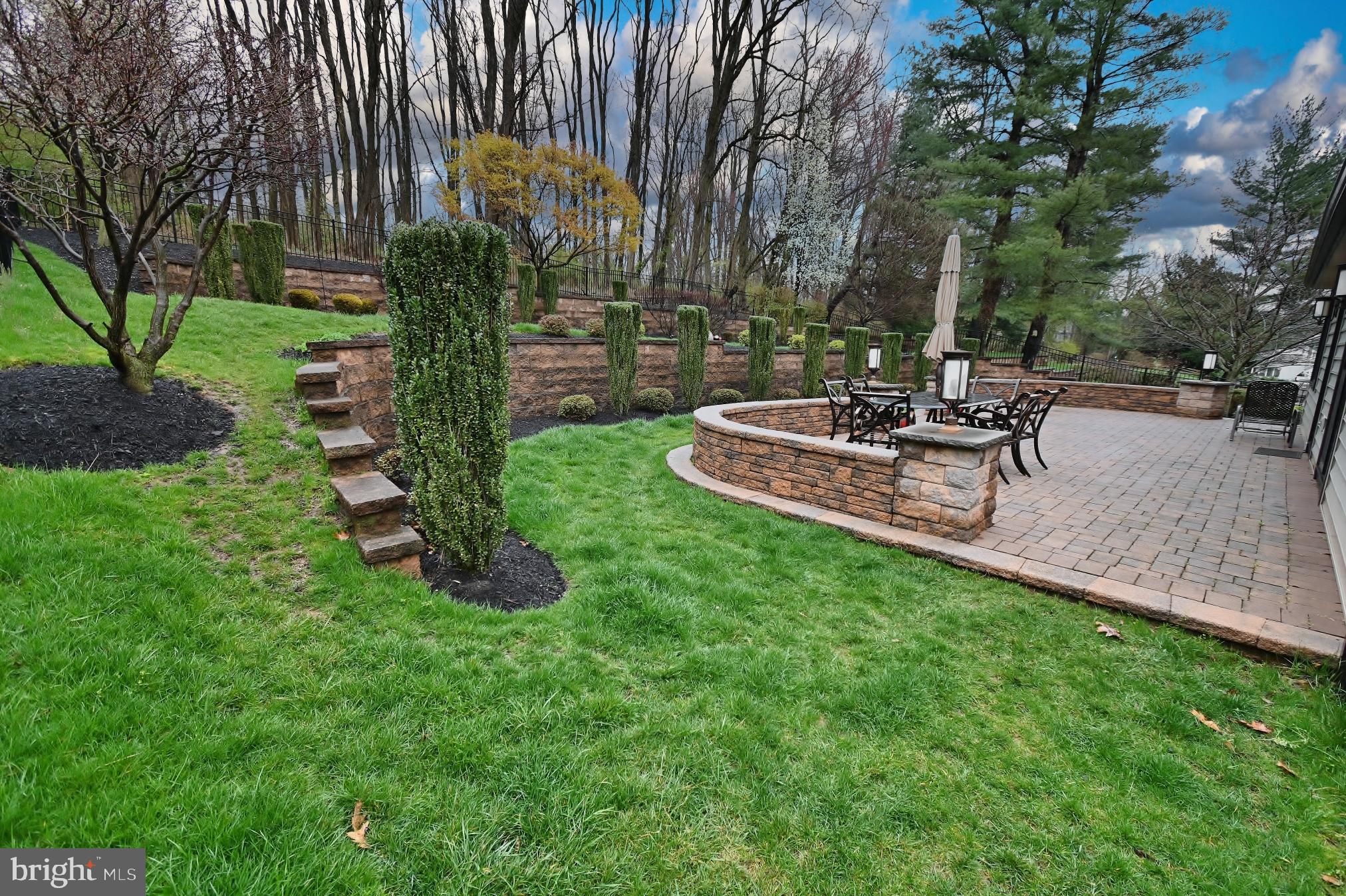 WOODS OF SAXONY - Residential