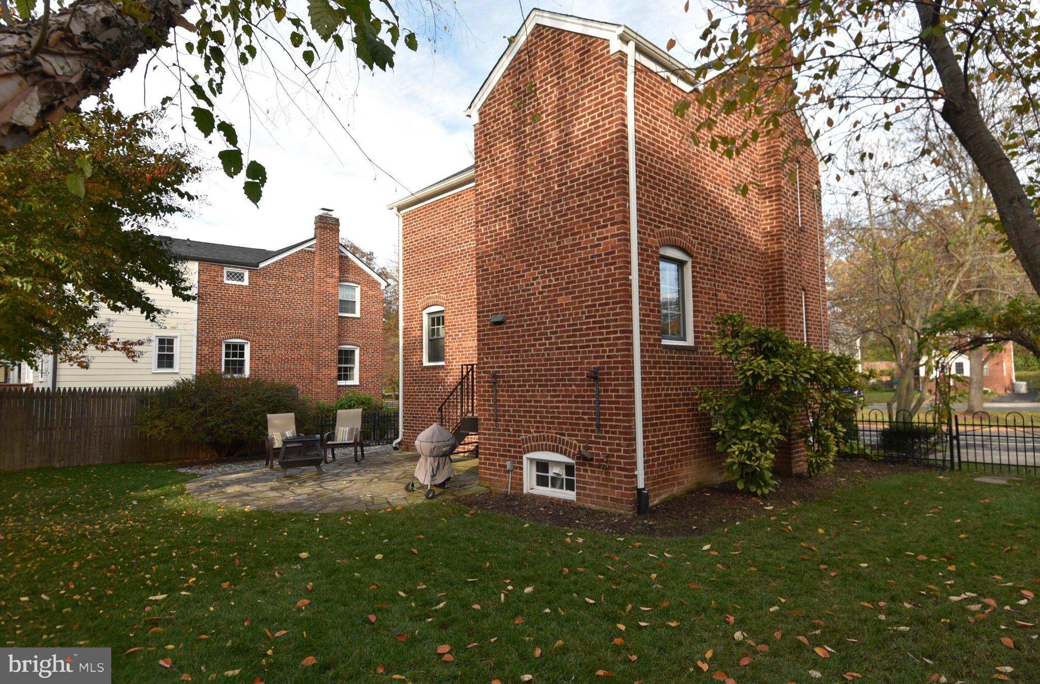 MILBURN TERRACE - Residential