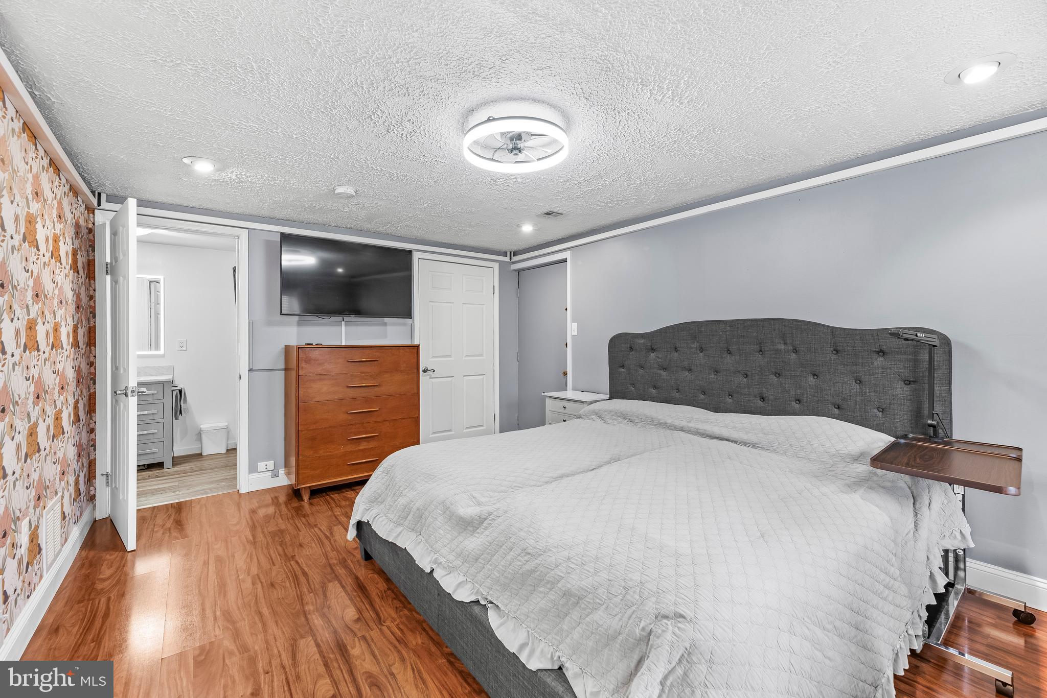 BROOKESIDE - Residential