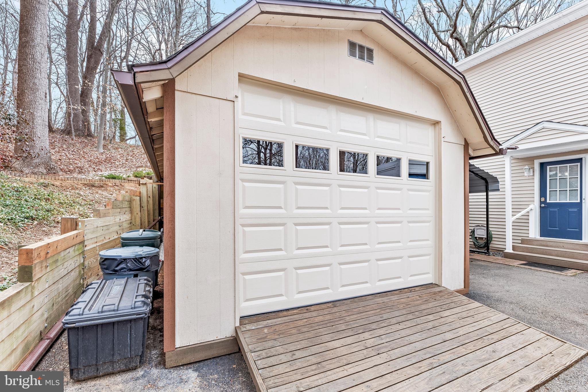 BROOKESIDE - Residential