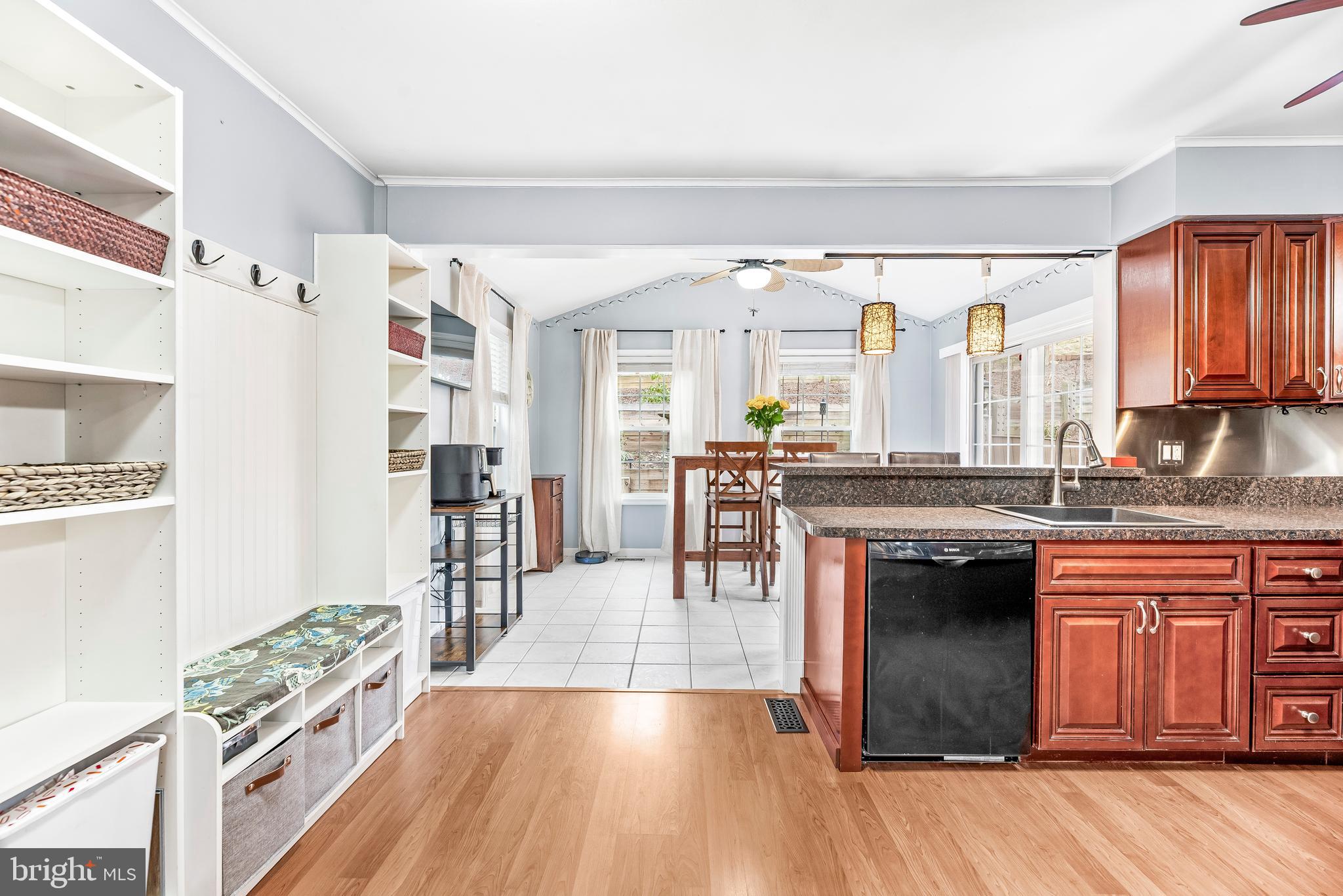 BROOKESIDE - Residential