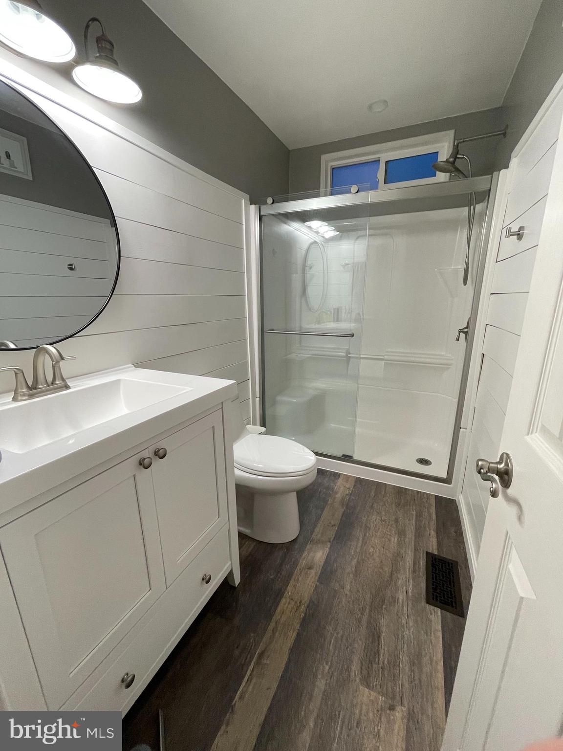 BROOKESIDE - Residential