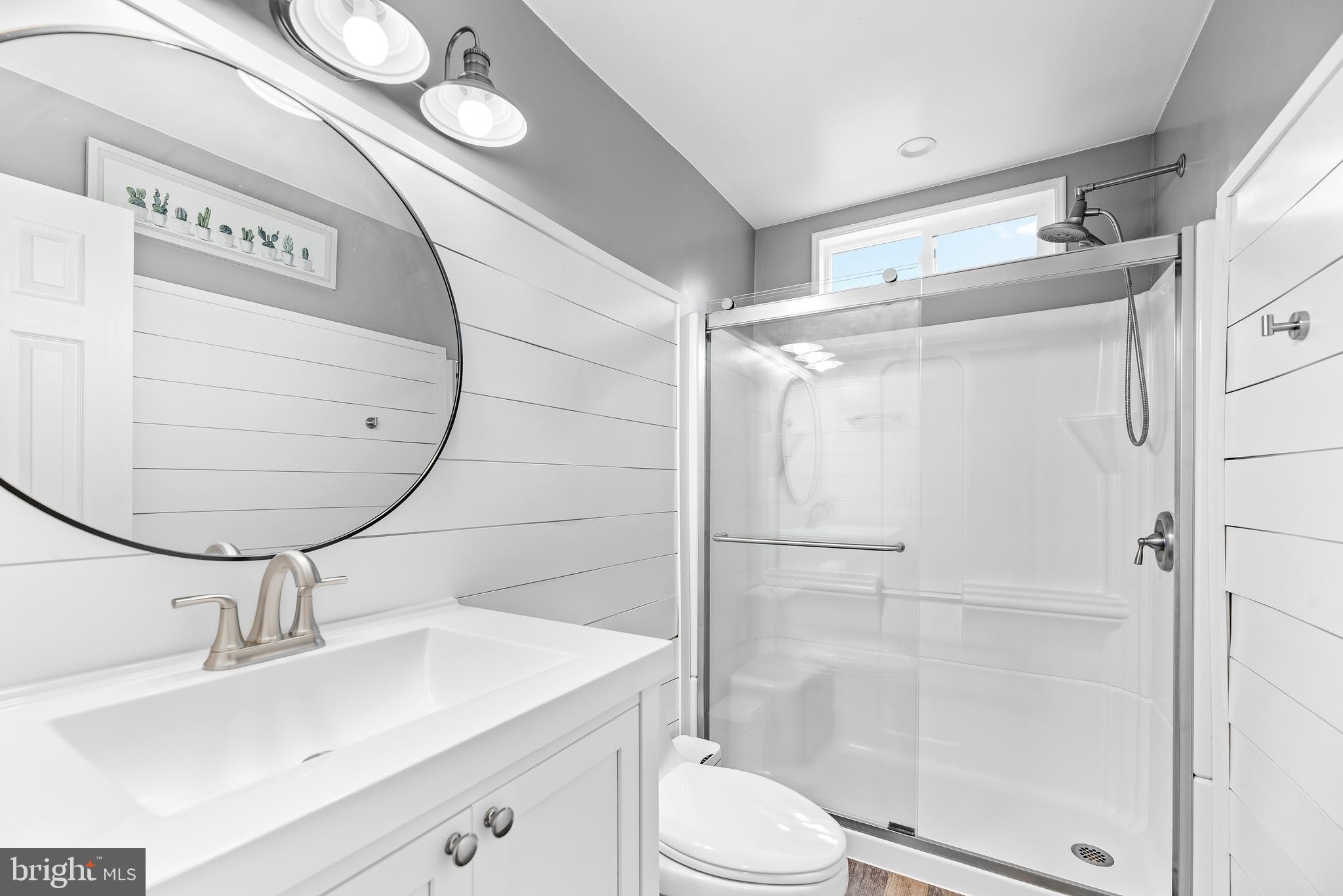 BROOKESIDE - Residential