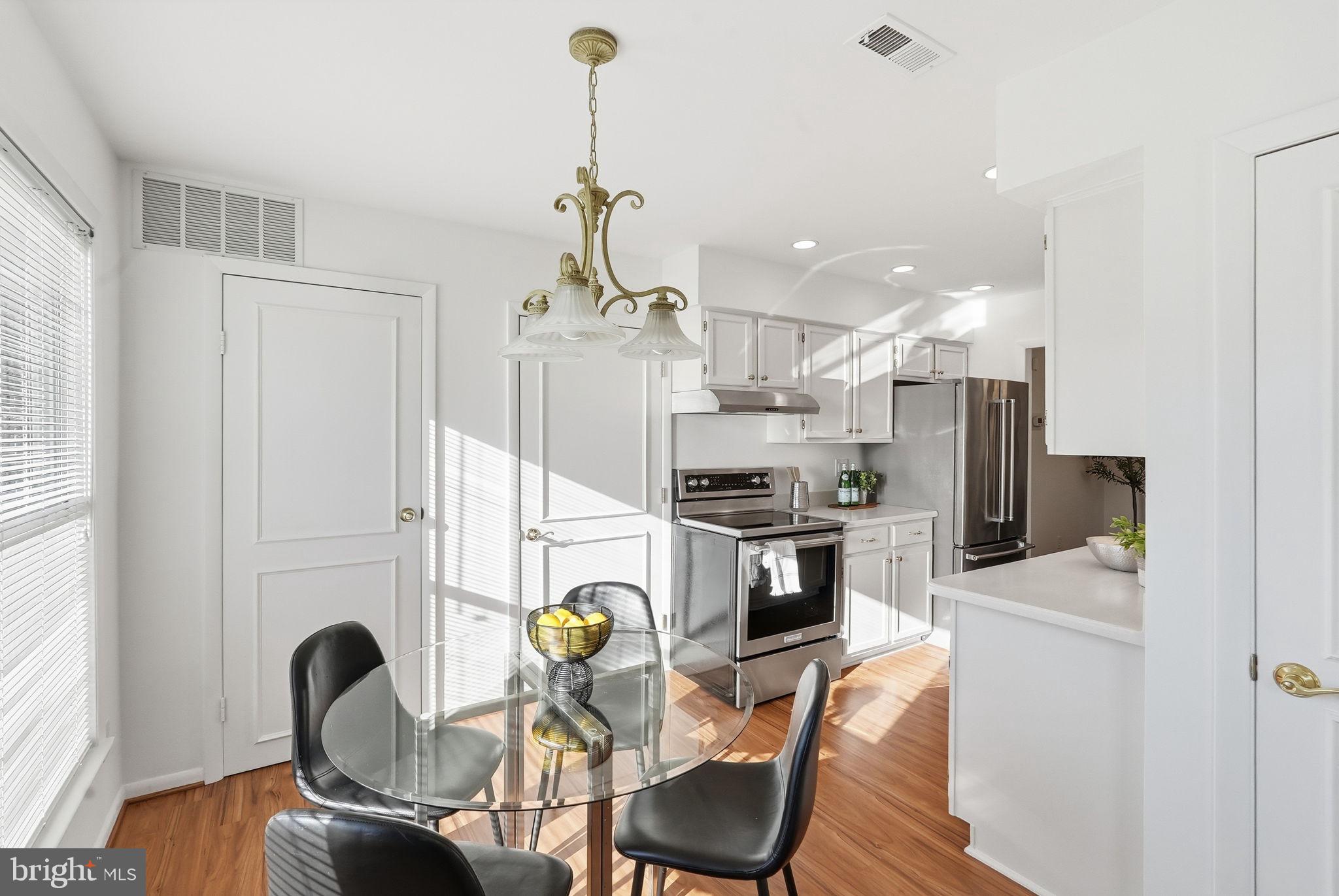 VILLAS WILLOW COVE CODM - Residential