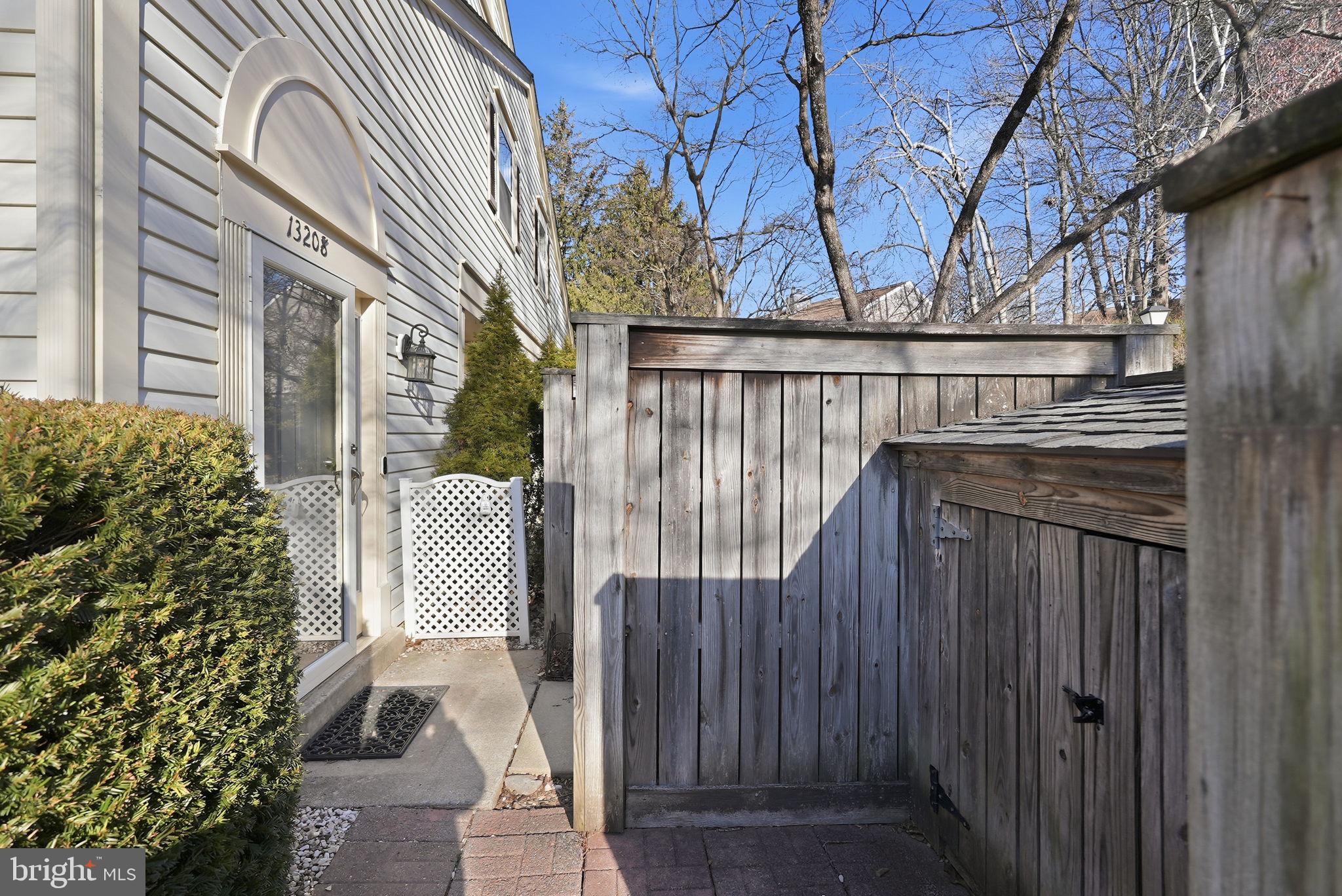 VILLAS WILLOW COVE CODM - Residential