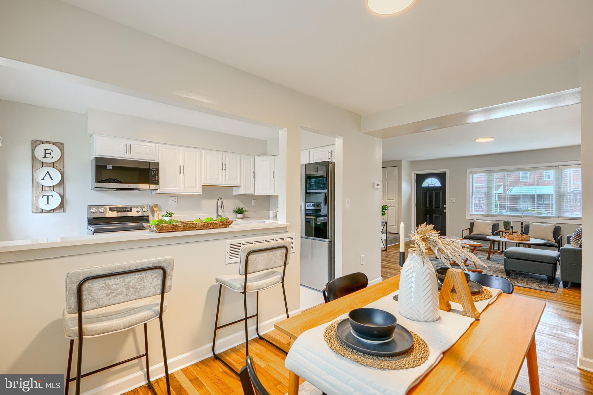 COUNTRY RIDGE - Residential