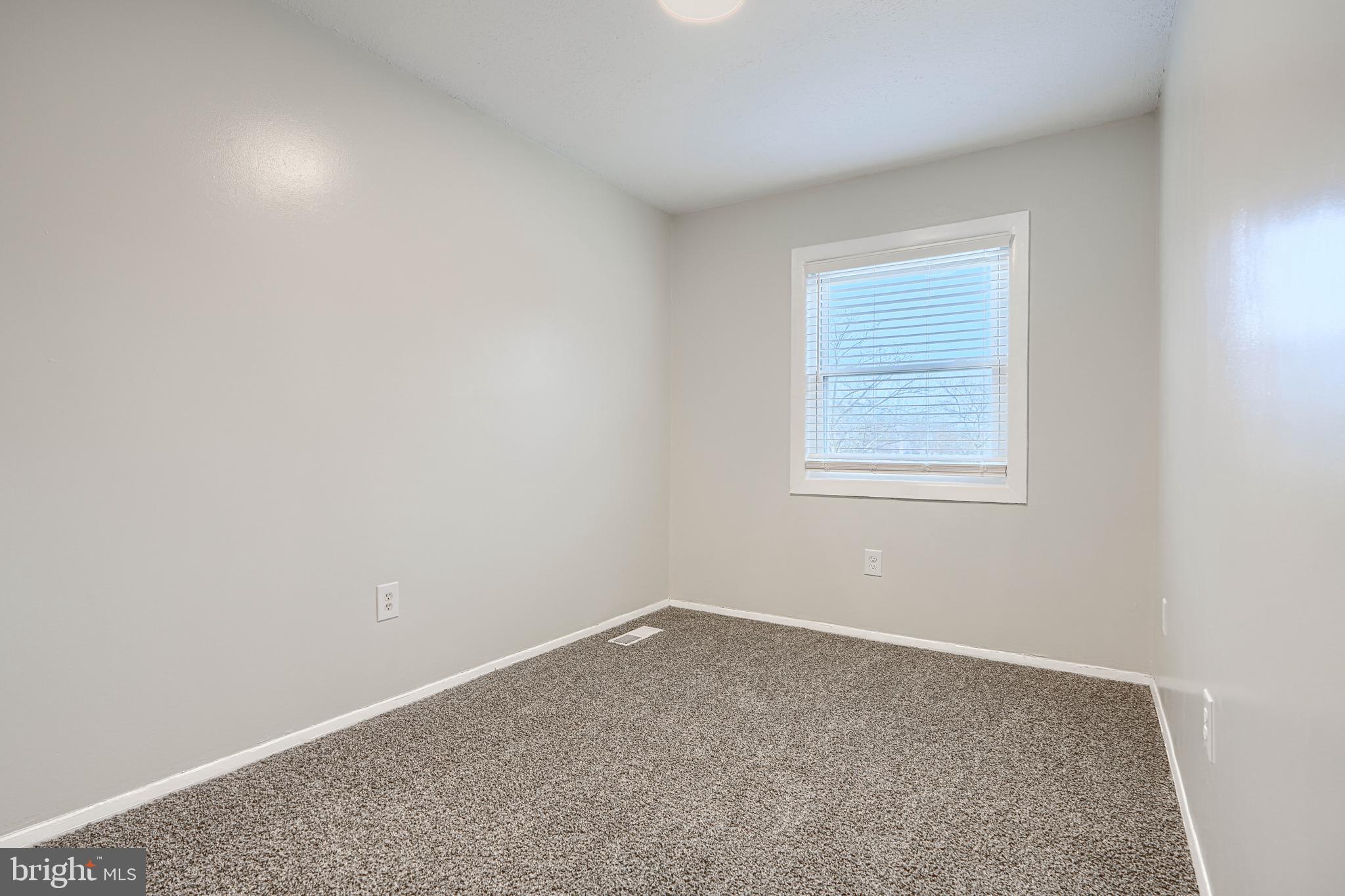 COUNTRY RIDGE - Residential