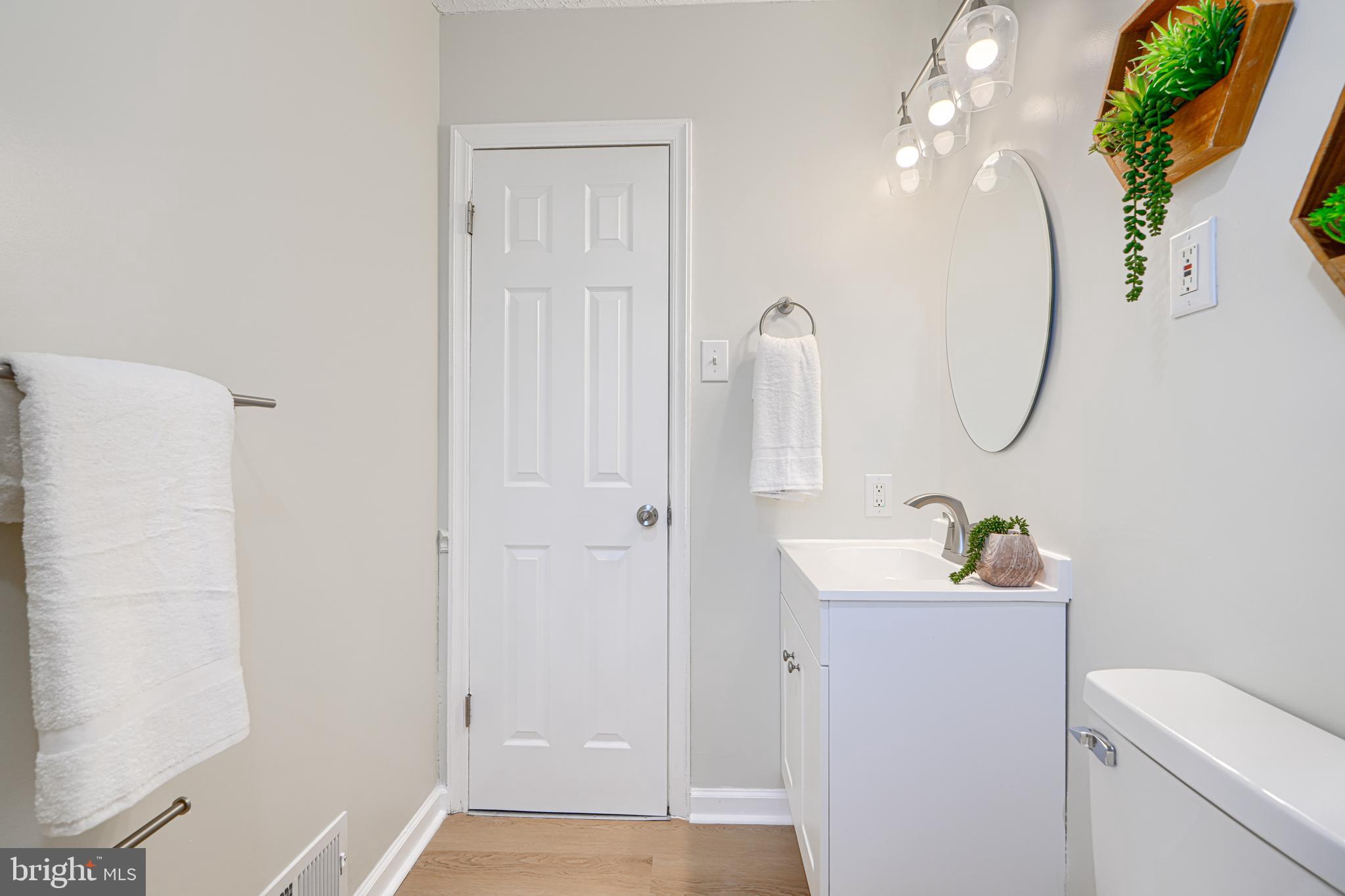 COUNTRY RIDGE - Residential