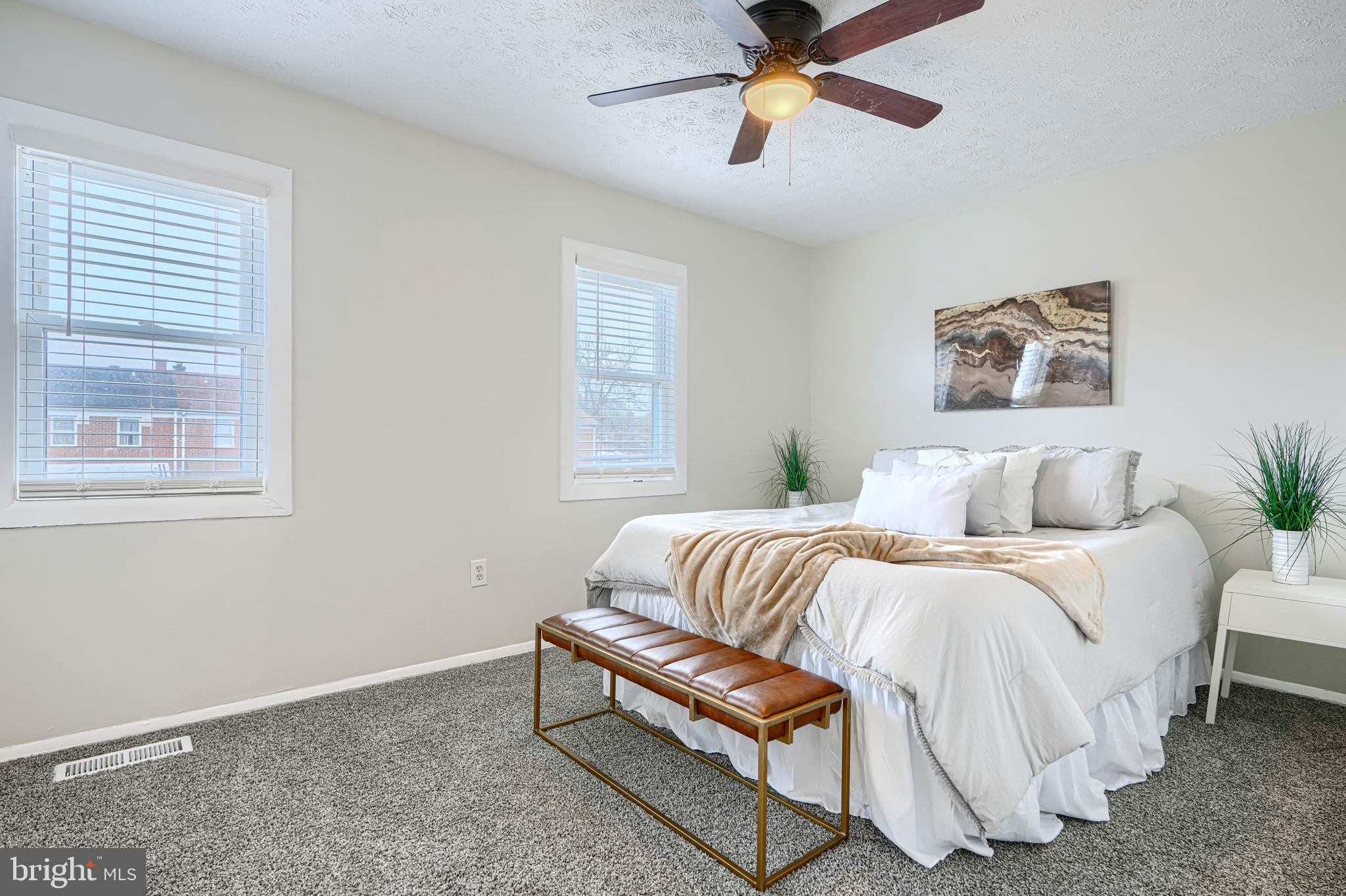 COUNTRY RIDGE - Residential