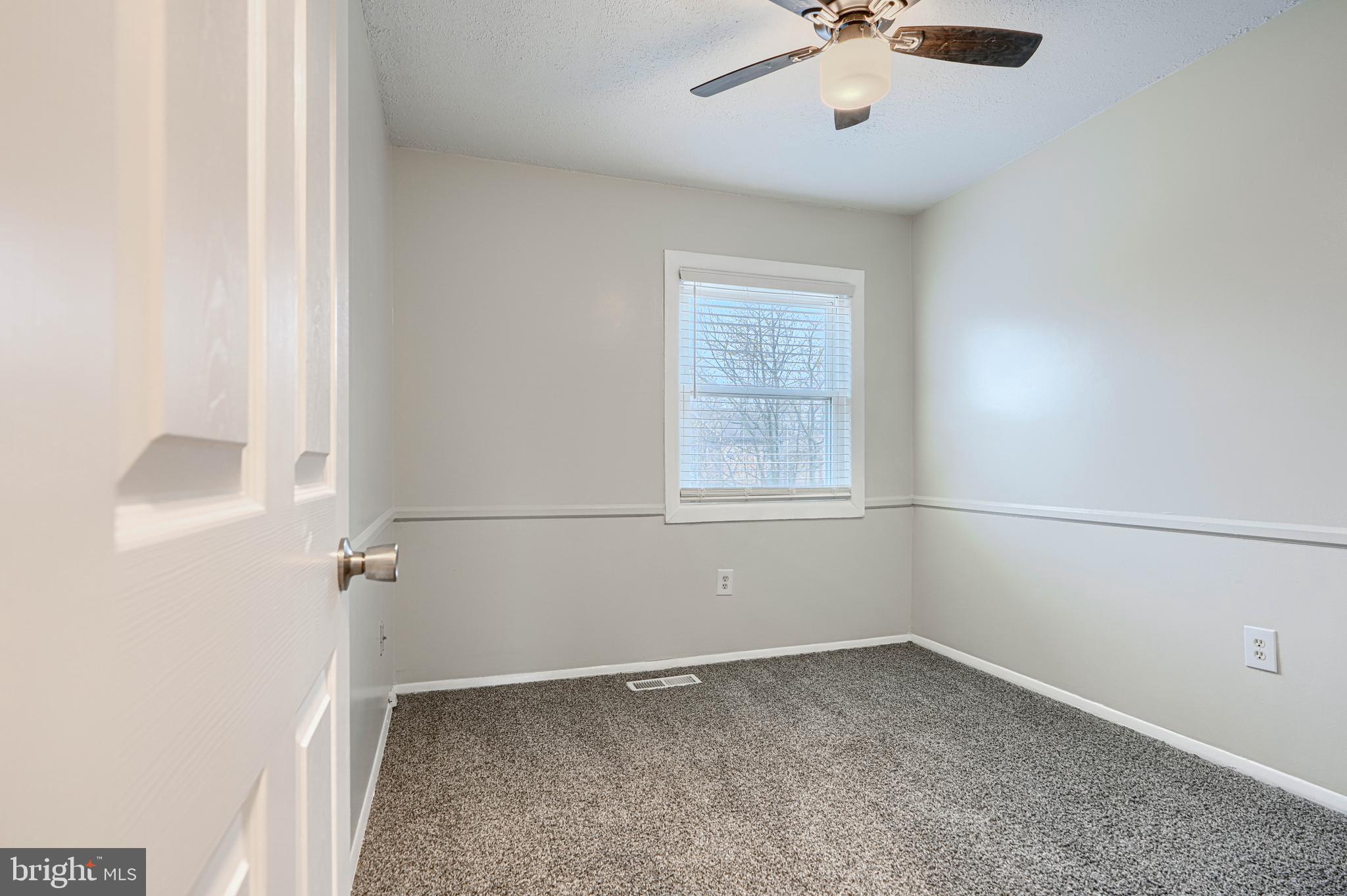 COUNTRY RIDGE - Residential