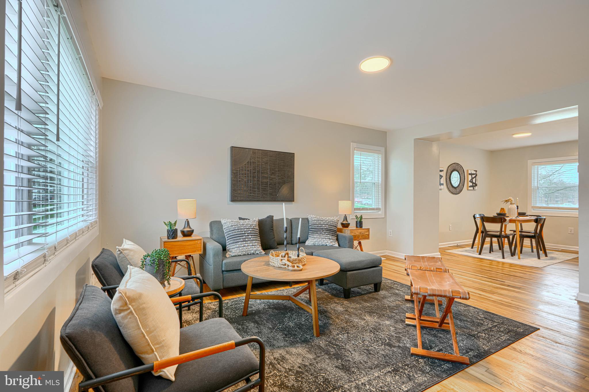 COUNTRY RIDGE - Residential