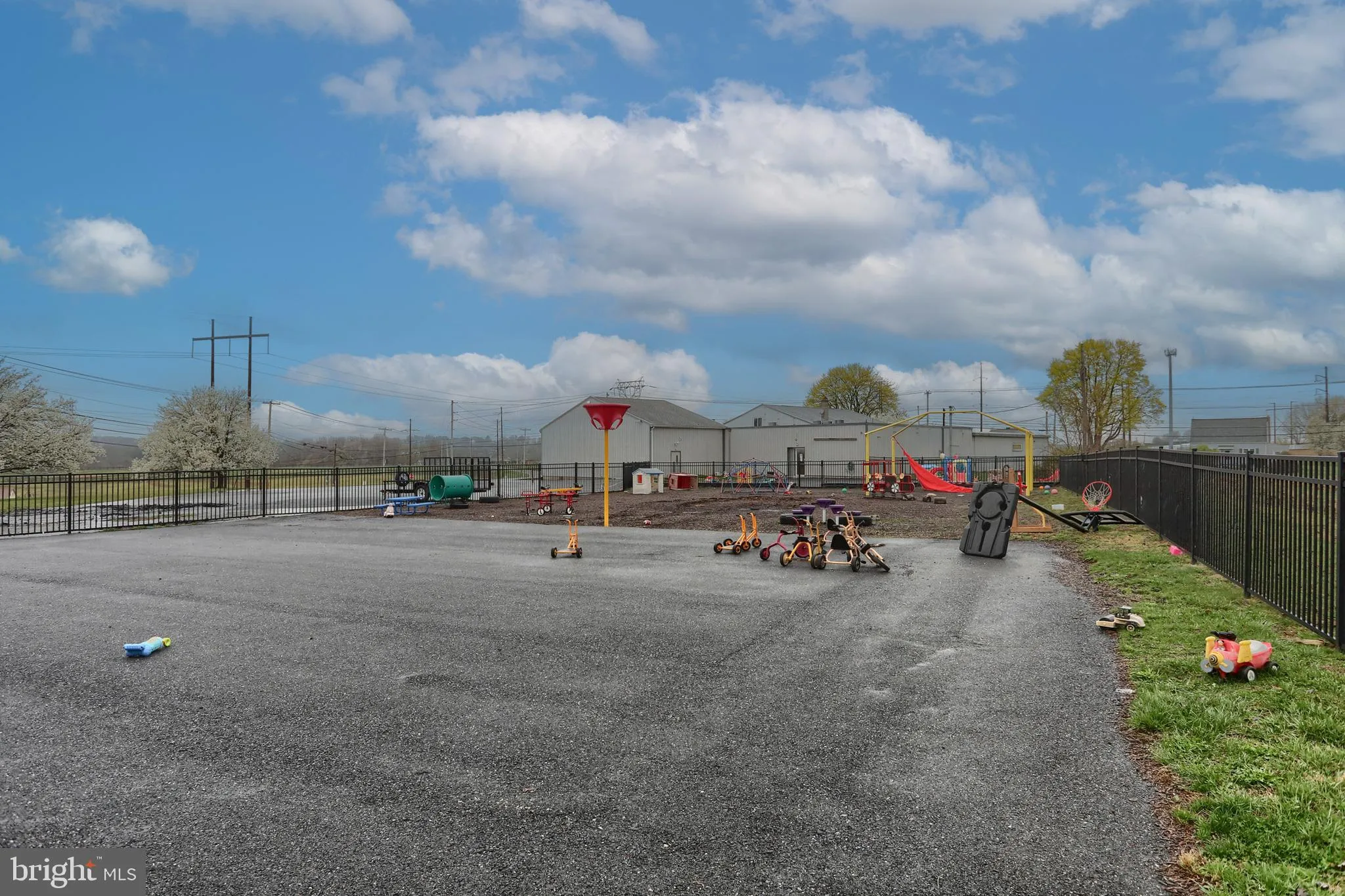 Harrisburg, Pennsylvania 17111, United States, ,Commercial,Active,106647