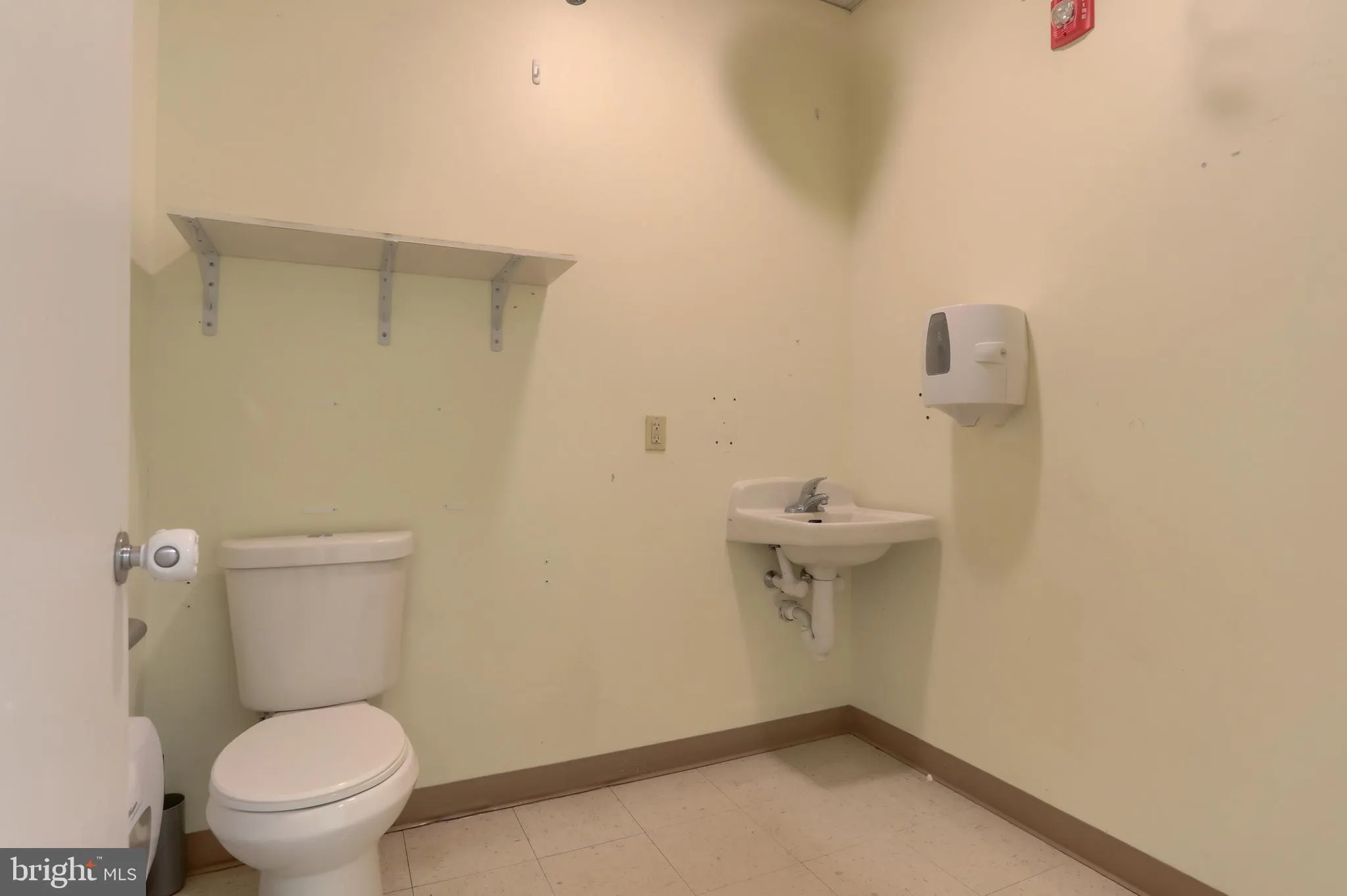 Harrisburg, Pennsylvania 17111, United States, ,Commercial,Active,106647