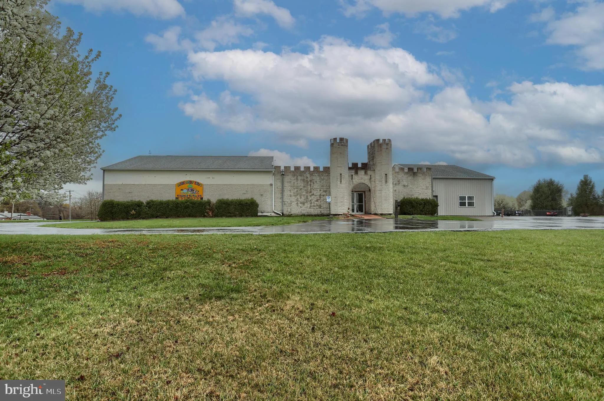 Harrisburg, Pennsylvania 17111, United States, ,Commercial,Active,106647