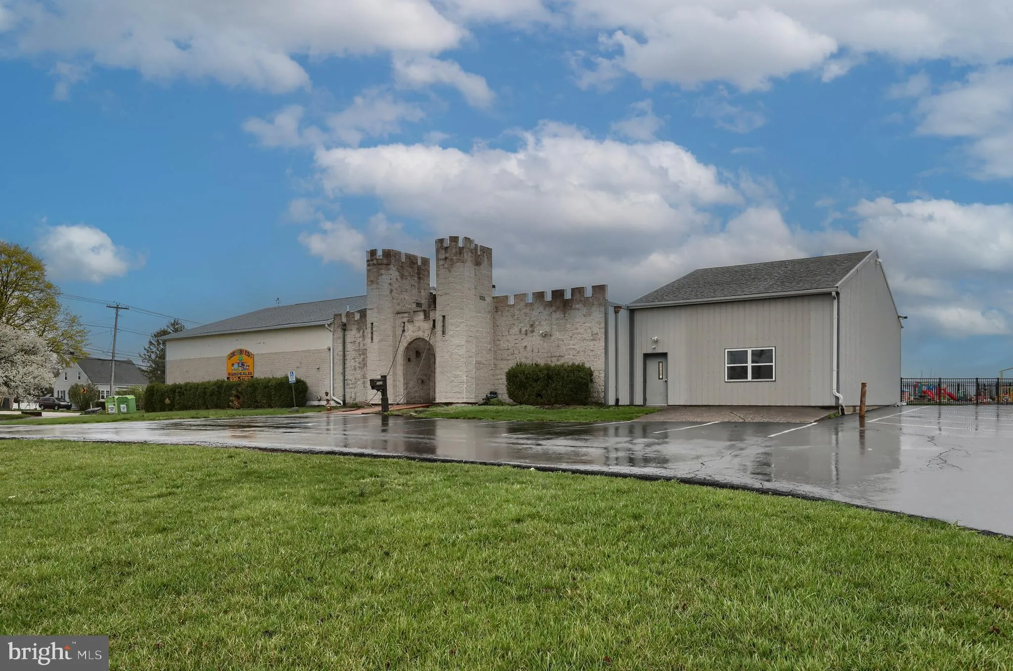 Harrisburg, Pennsylvania 17111, United States, ,Commercial,Active,106647