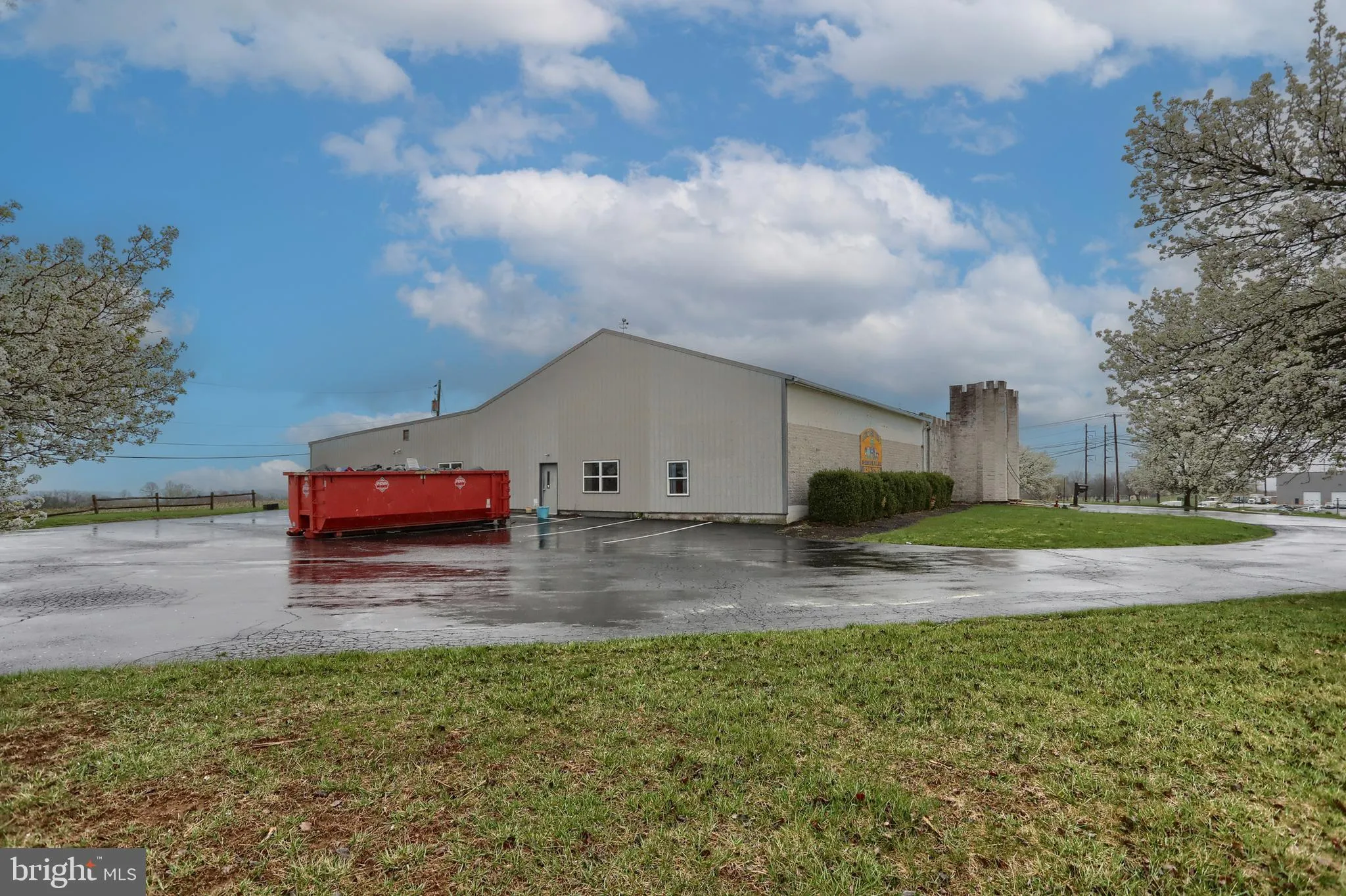 Harrisburg, Pennsylvania 17111, United States, ,Commercial,Active,106647