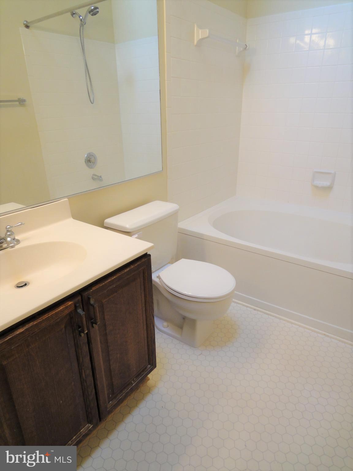 KINGSTOWNE - Residential