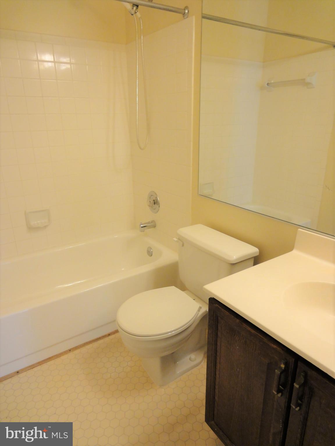 KINGSTOWNE - Residential