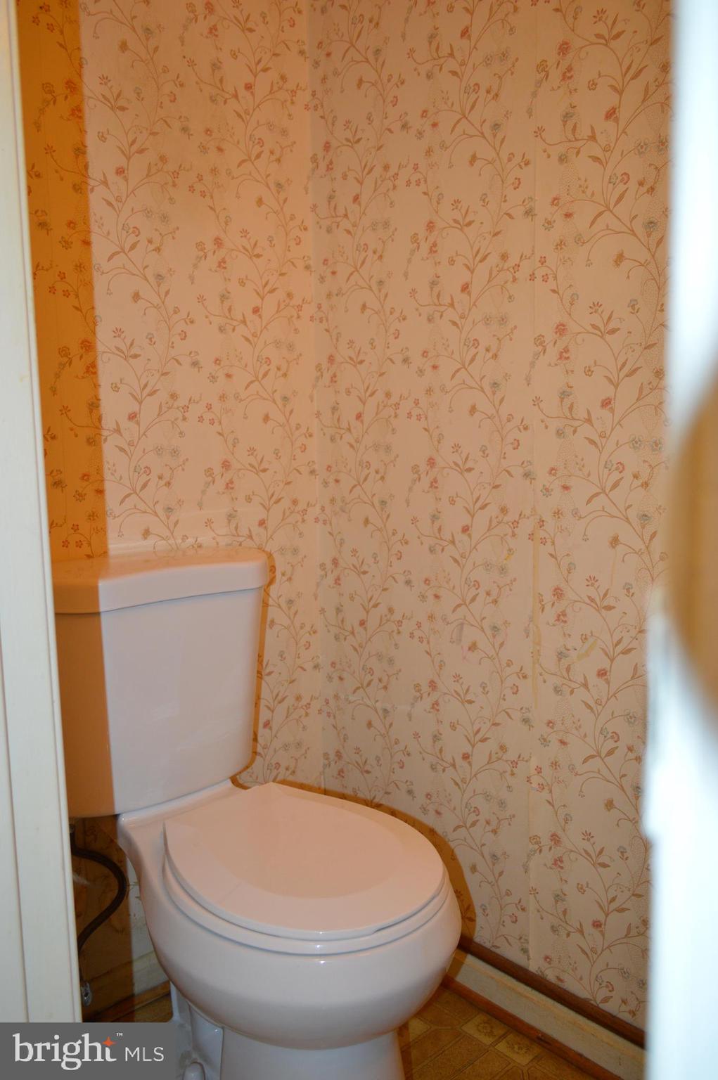 PARKWAY SQUARE - Residential