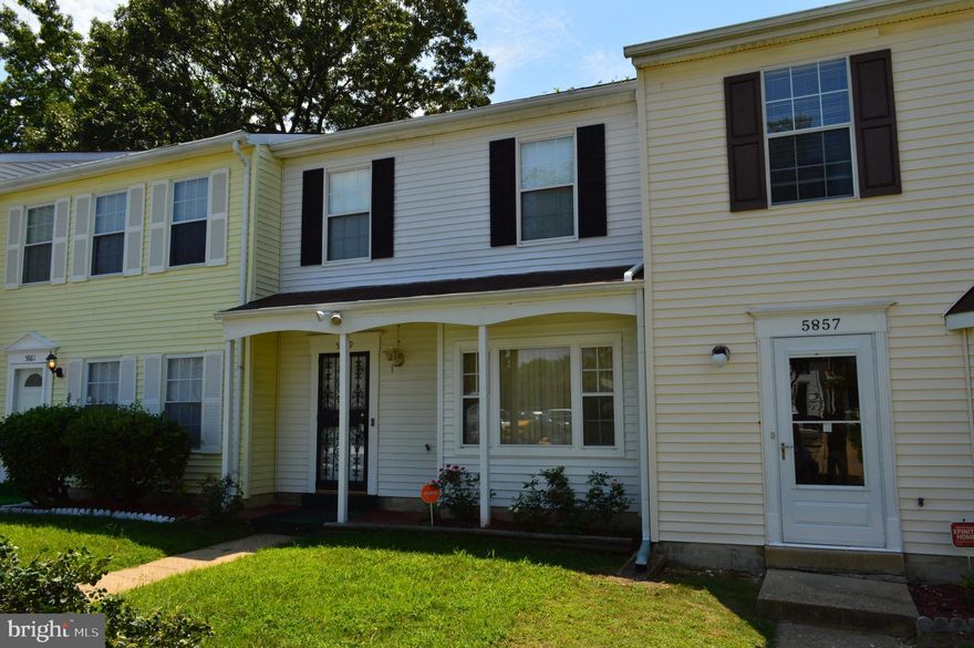 SHORT SALE APPROVED PRICE . Beautiful well cared for 2 bedroom townhome that offers a fenced private backyard, eat-in kitchen, large closets, great living room and so much more. It is close to shopping and major highways. Do not wait, come see this house and make it your next HOME !!!!!!