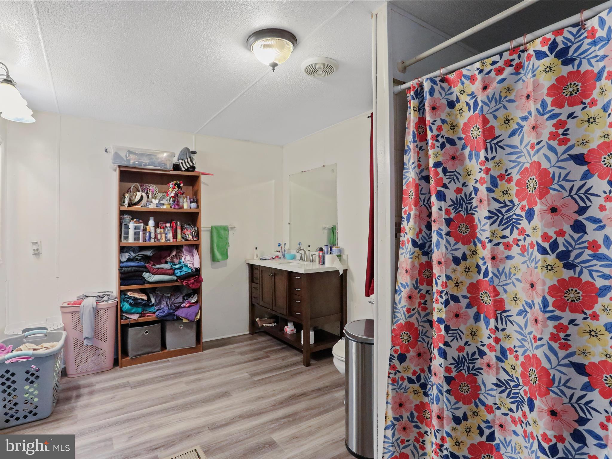 ROLLING ACRES MOBILE HOME PARK - Residential