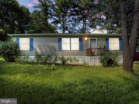 Homes For Sale - 1685 Liberty Drive<br/> CHAMBERSBURG, PA 17202