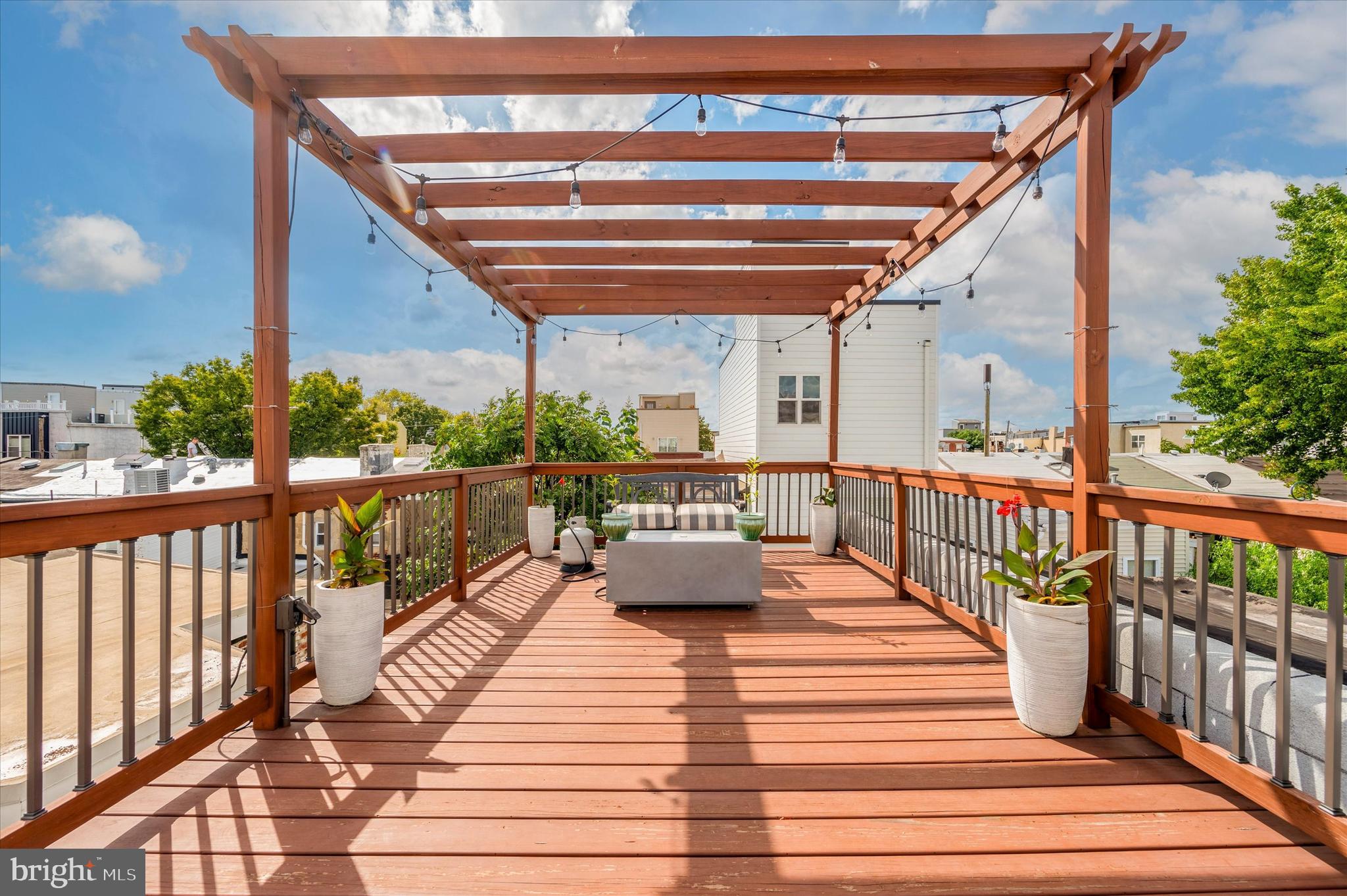 DICKINSON NARROWS - Residential