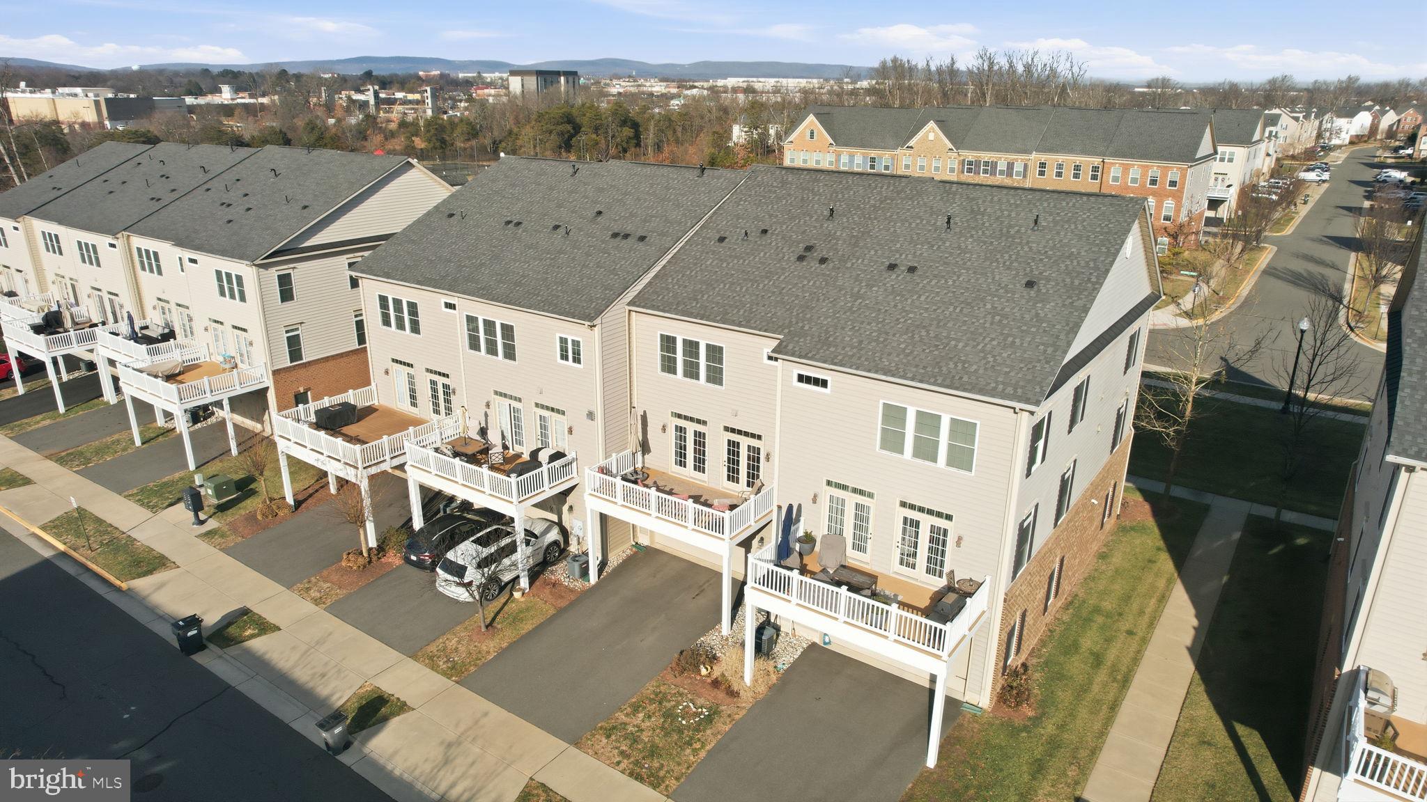 WENTWORTH GREEN - Residential