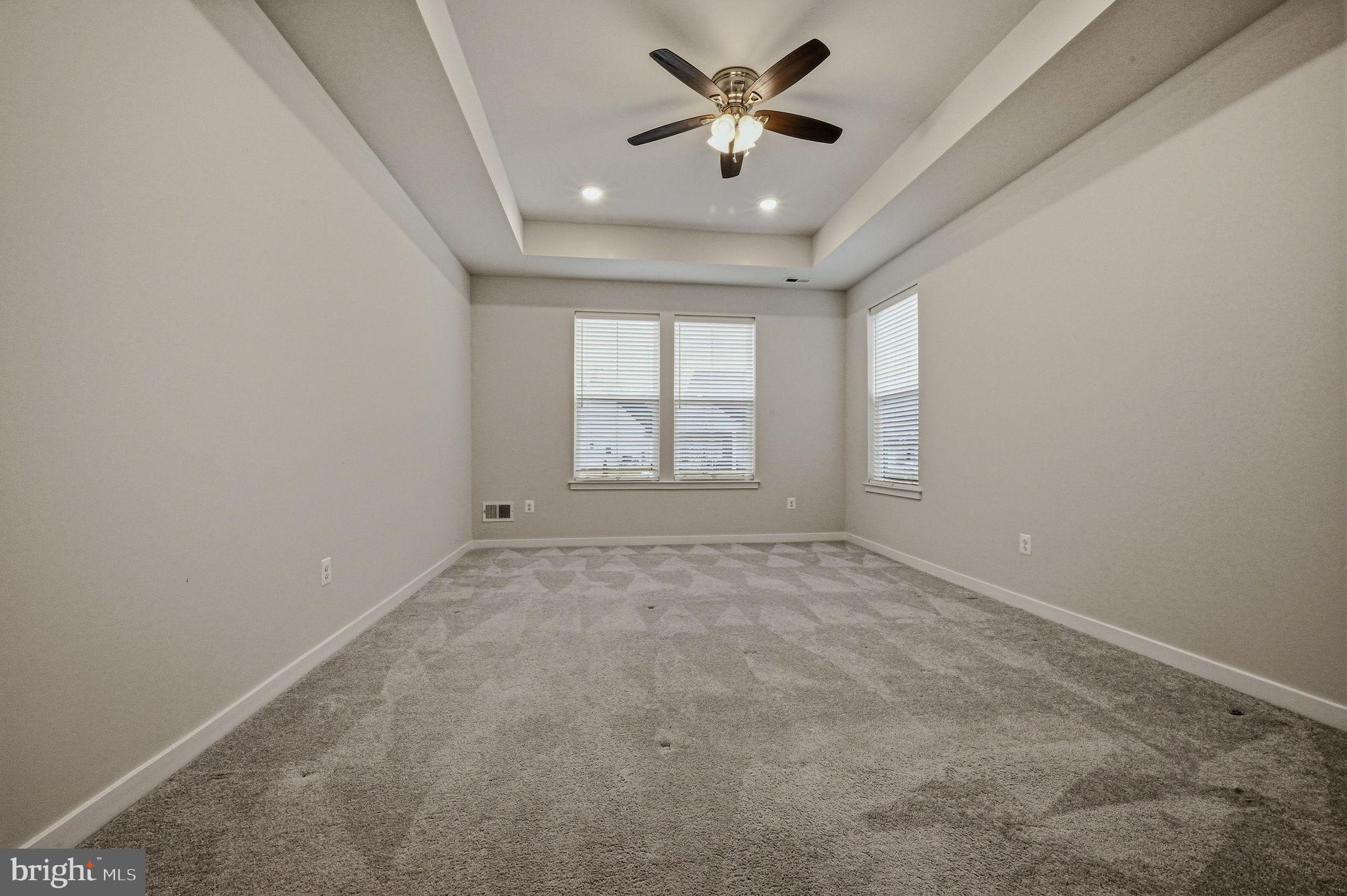 THE CASCADES - Residential