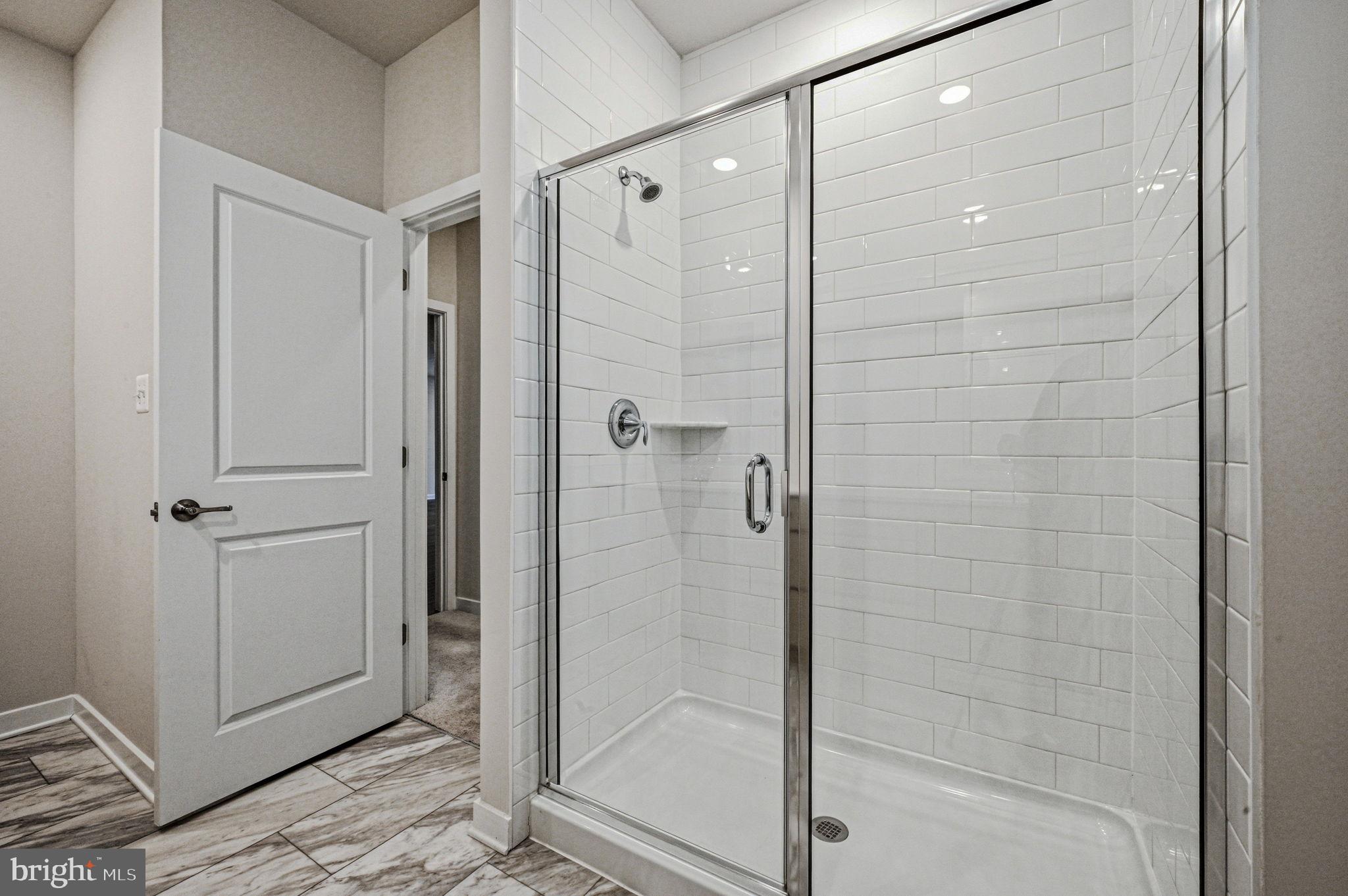 THE CASCADES - Residential