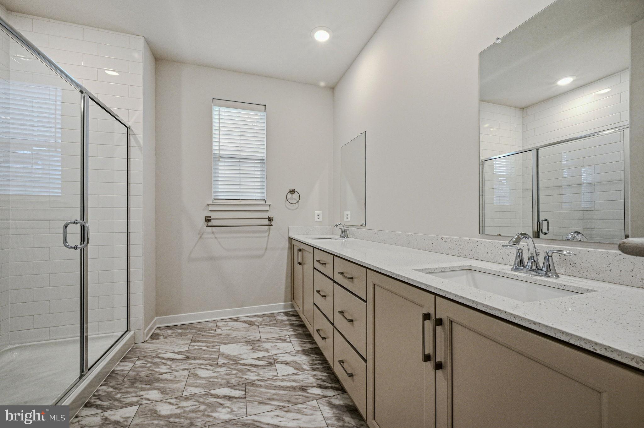 THE CASCADES - Residential