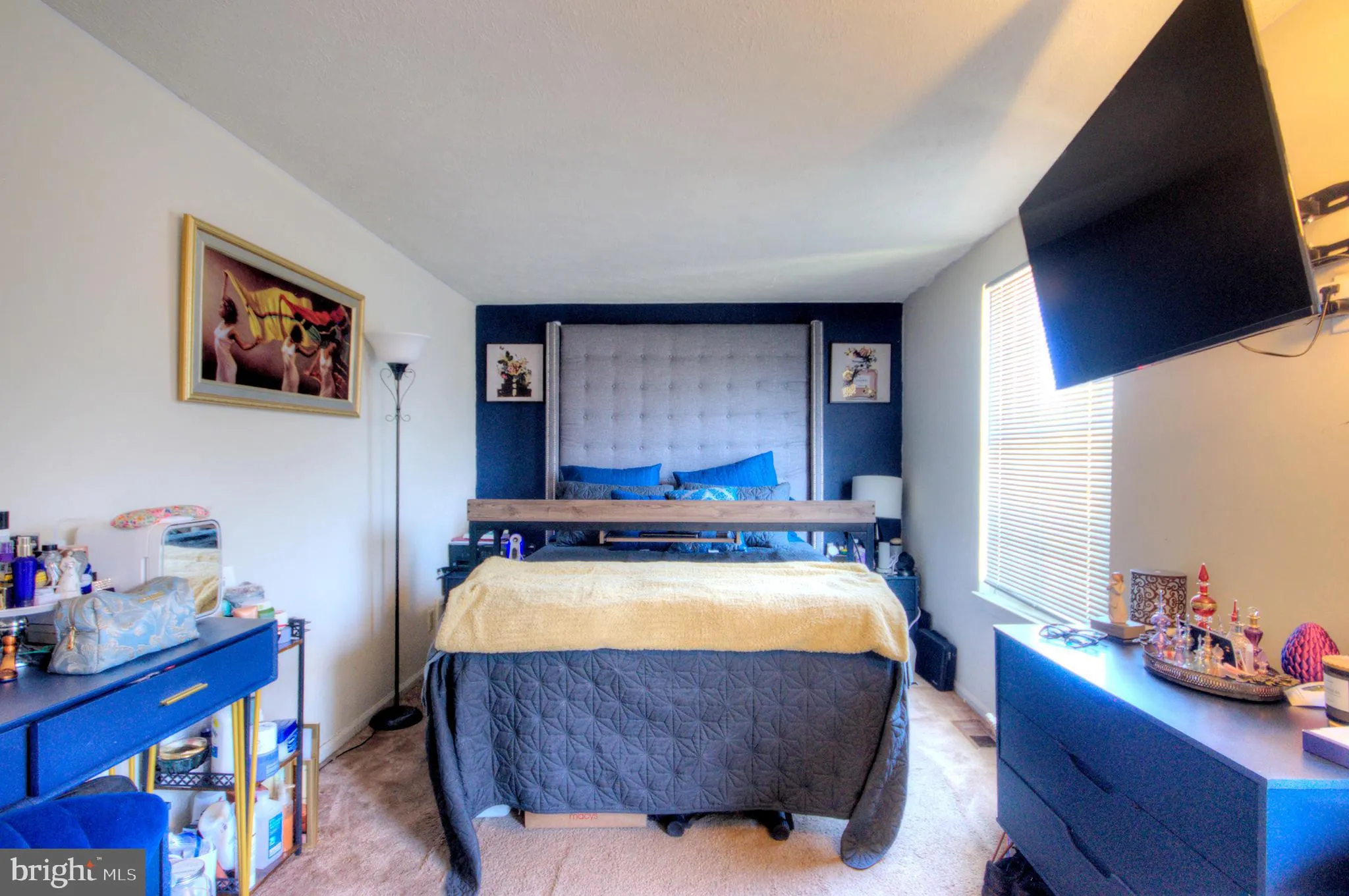 Sicklerville, New Jersey 08081, United States, 3 Bedrooms Bedrooms, ,2 BathroomsBathrooms,Residential,Pending,200873