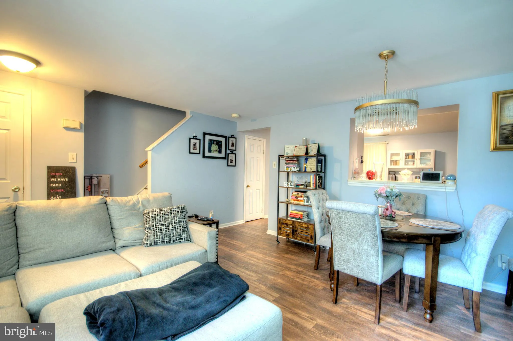 Sicklerville, New Jersey 08081, United States, 3 Bedrooms Bedrooms, ,2 BathroomsBathrooms,Residential,Pending,200873