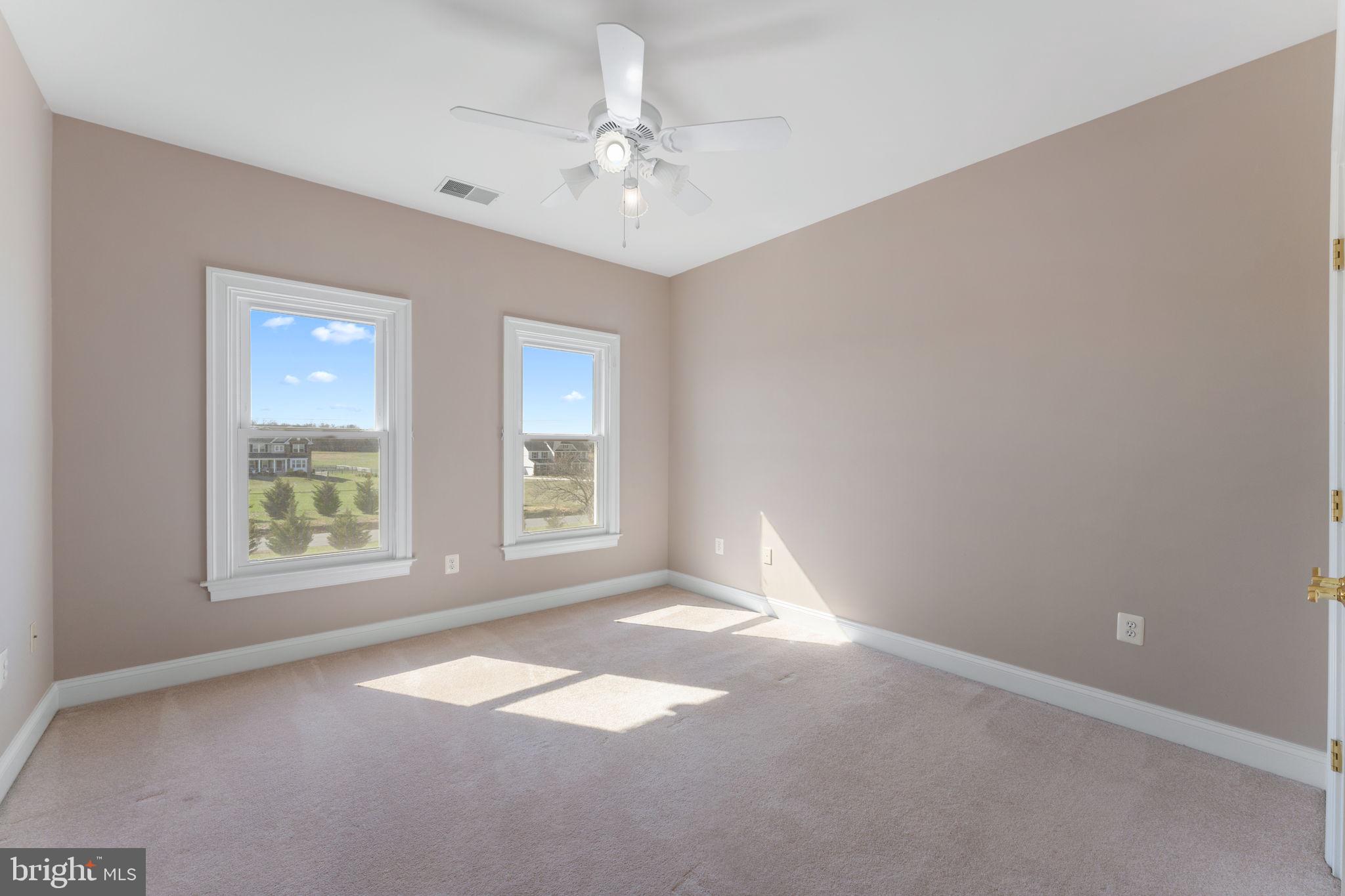 BRISTOW RIDGE - Residential