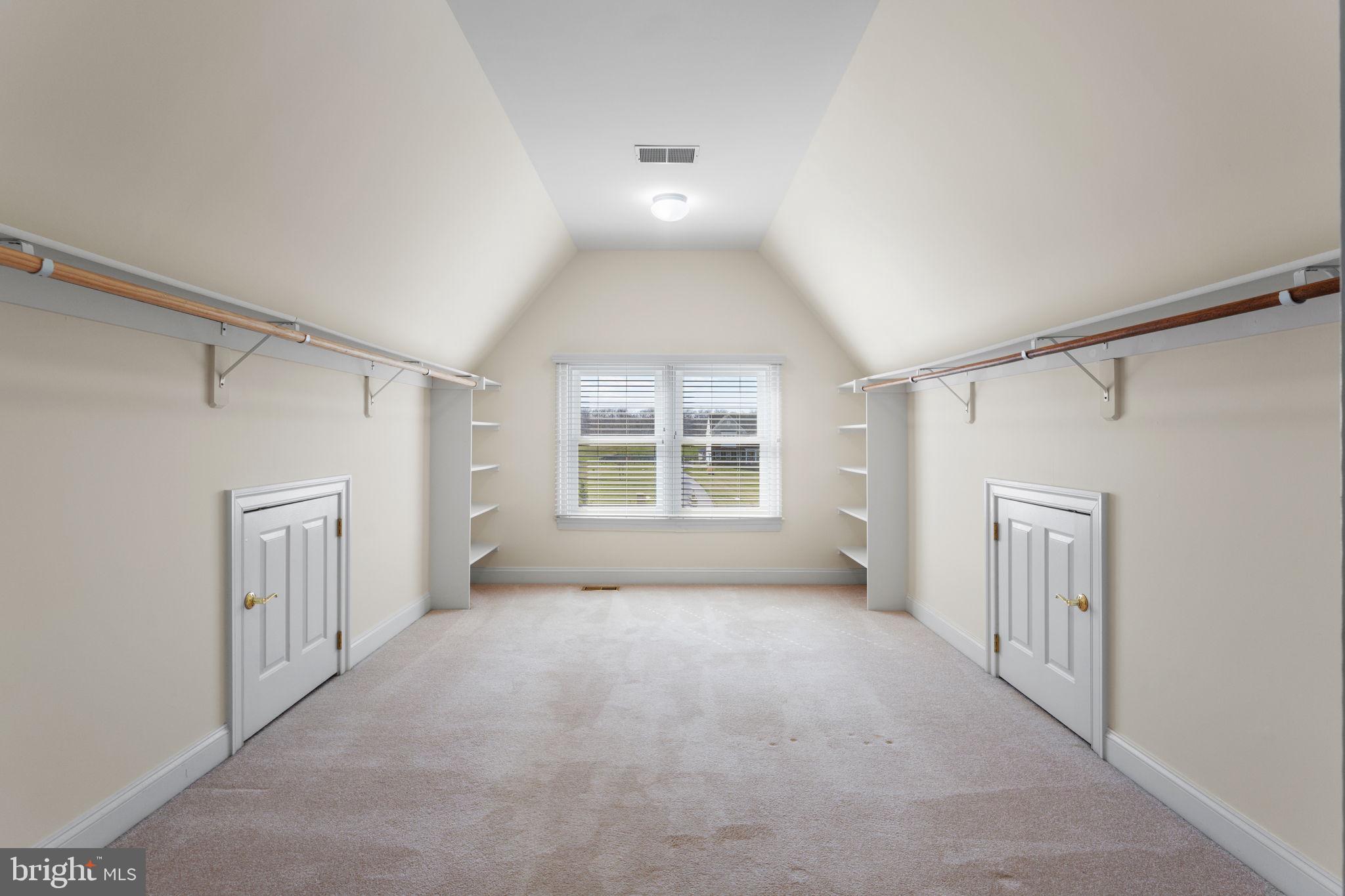 BRISTOW RIDGE - Residential