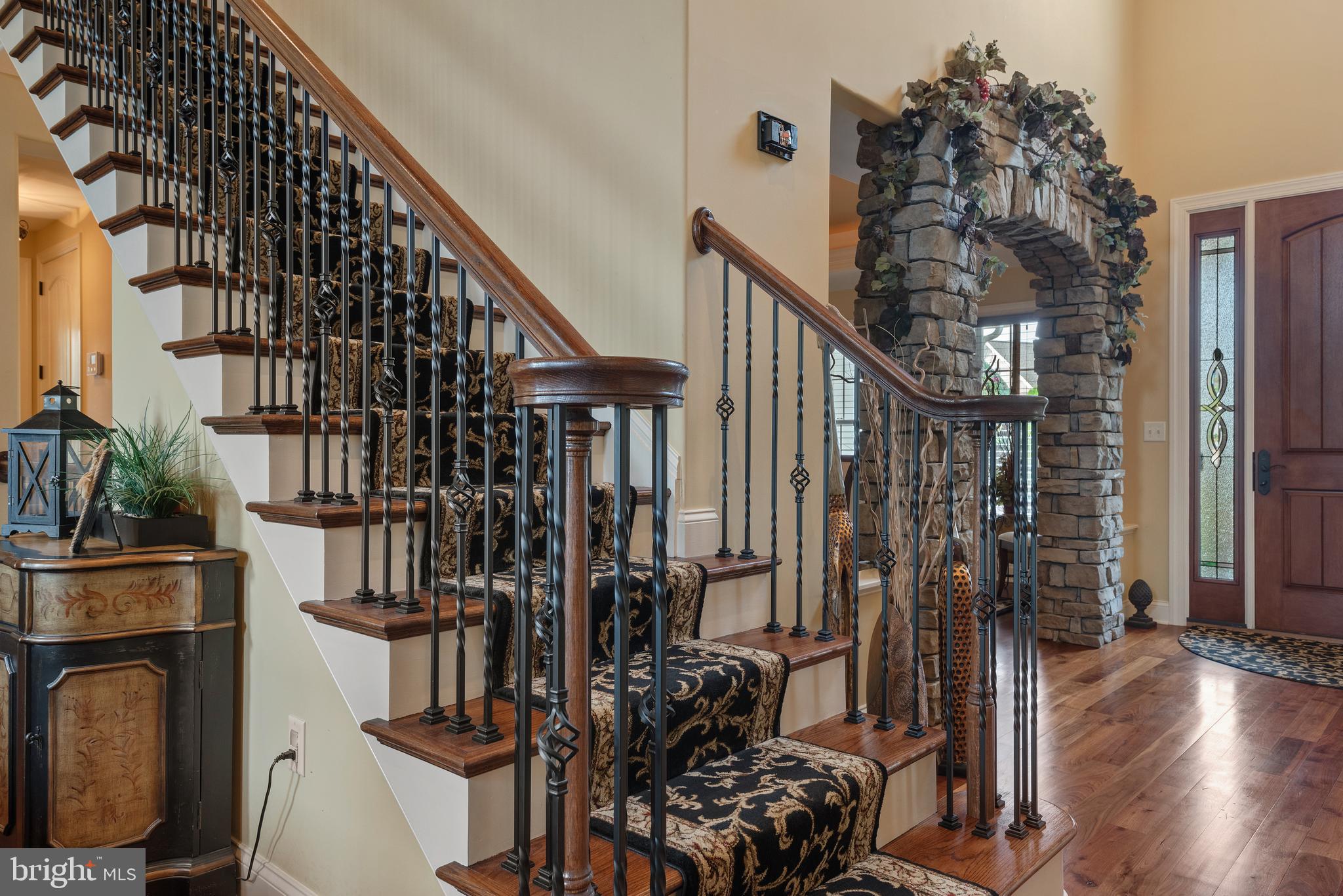 HAMPDEN SUMMIT - Residential