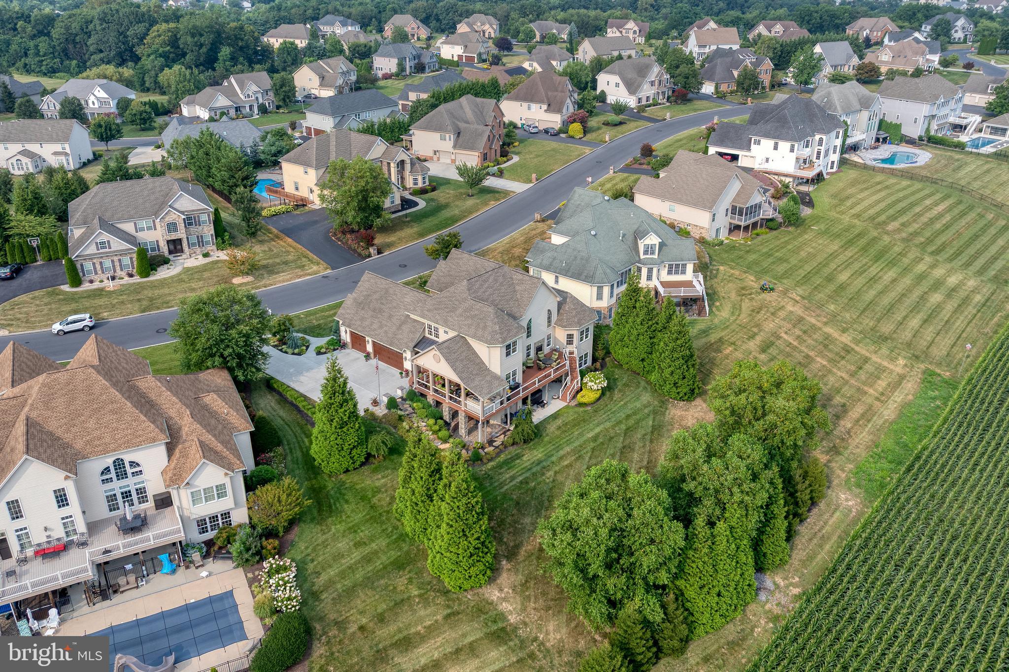 HAMPDEN SUMMIT - Residential