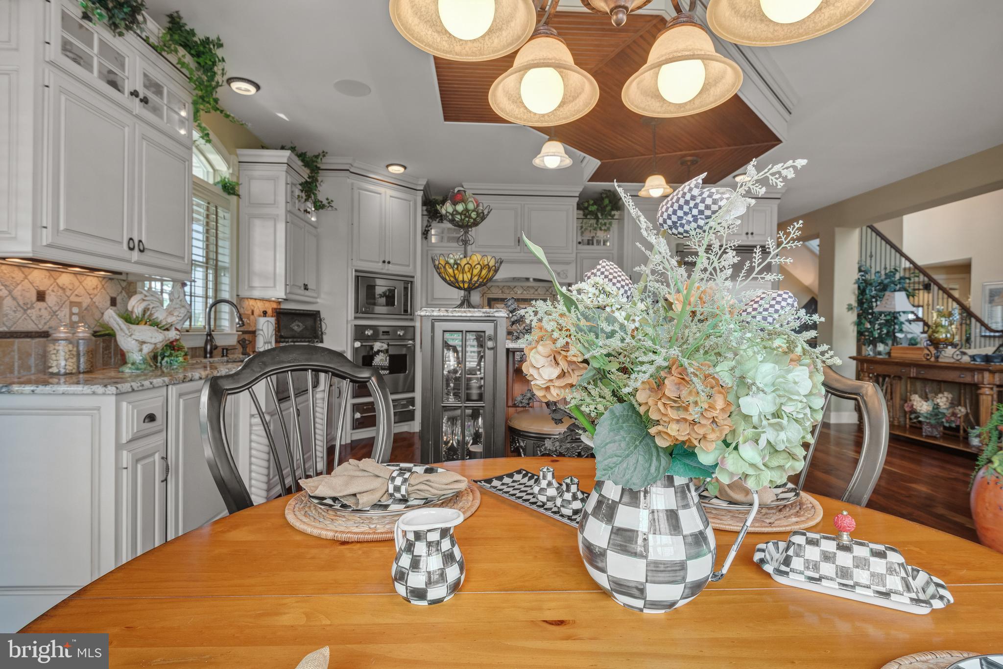 HAMPDEN SUMMIT - Residential