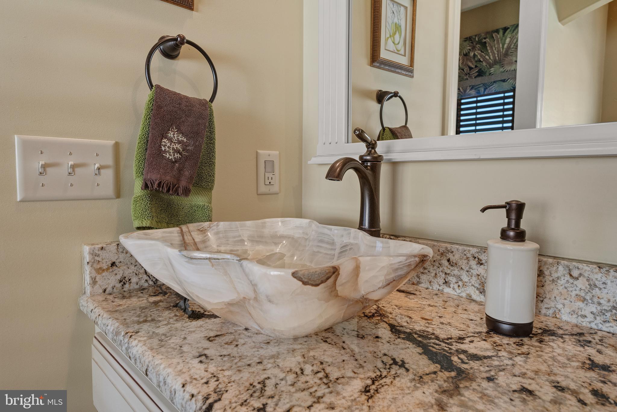 HAMPDEN SUMMIT - Residential