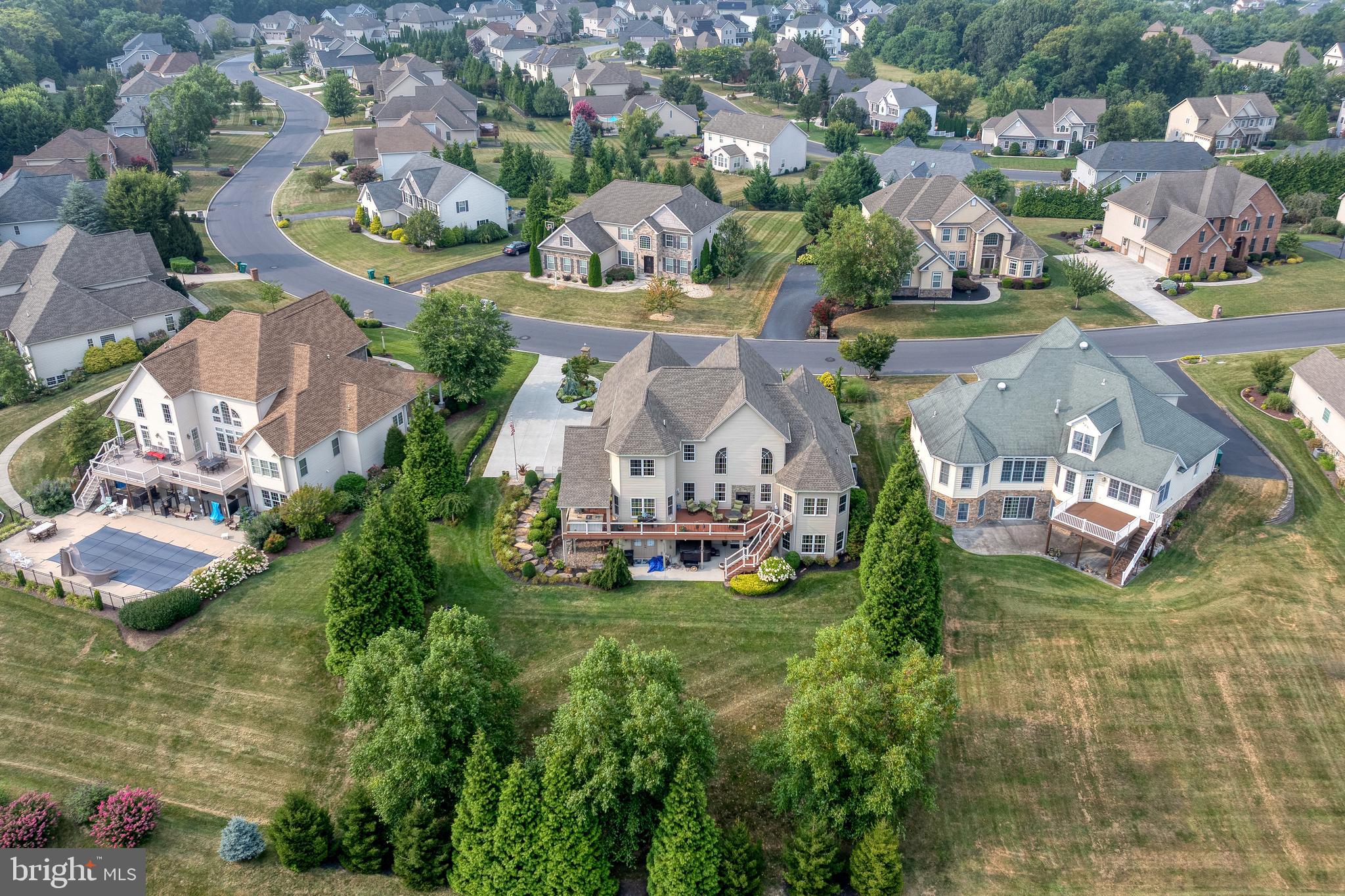 HAMPDEN SUMMIT - Residential